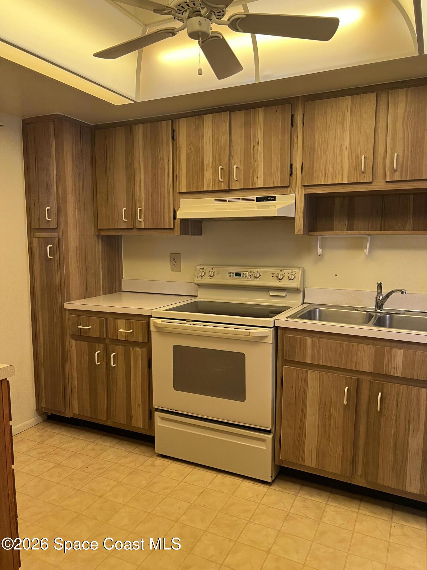 3150 N Harbor City Boulevard 127