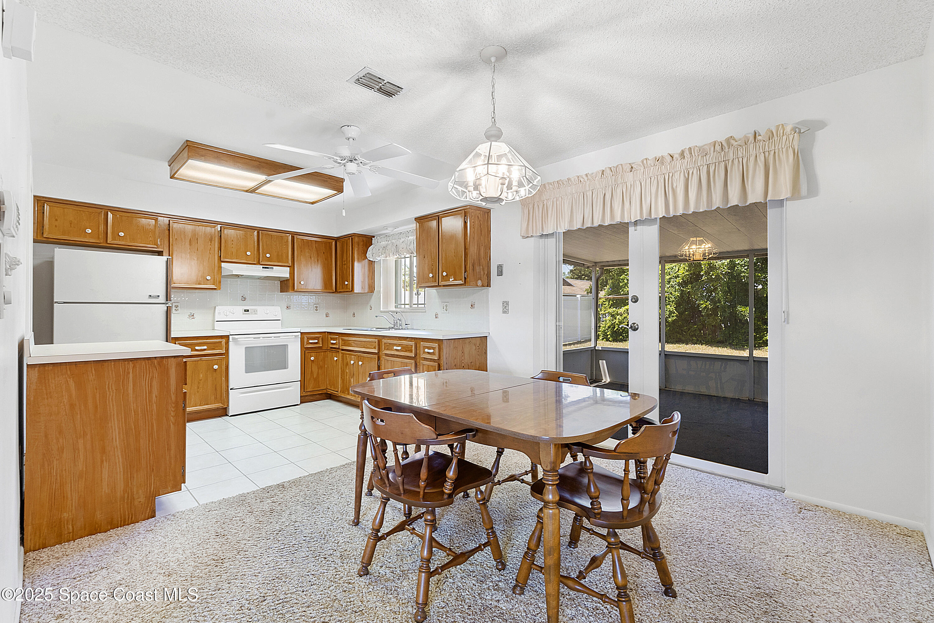 1240 Arlington Circle