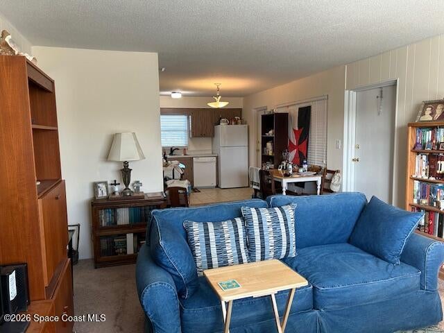 4304 London Town Road C215