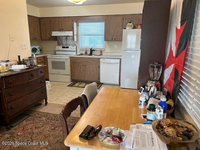4304 London Town Road C215