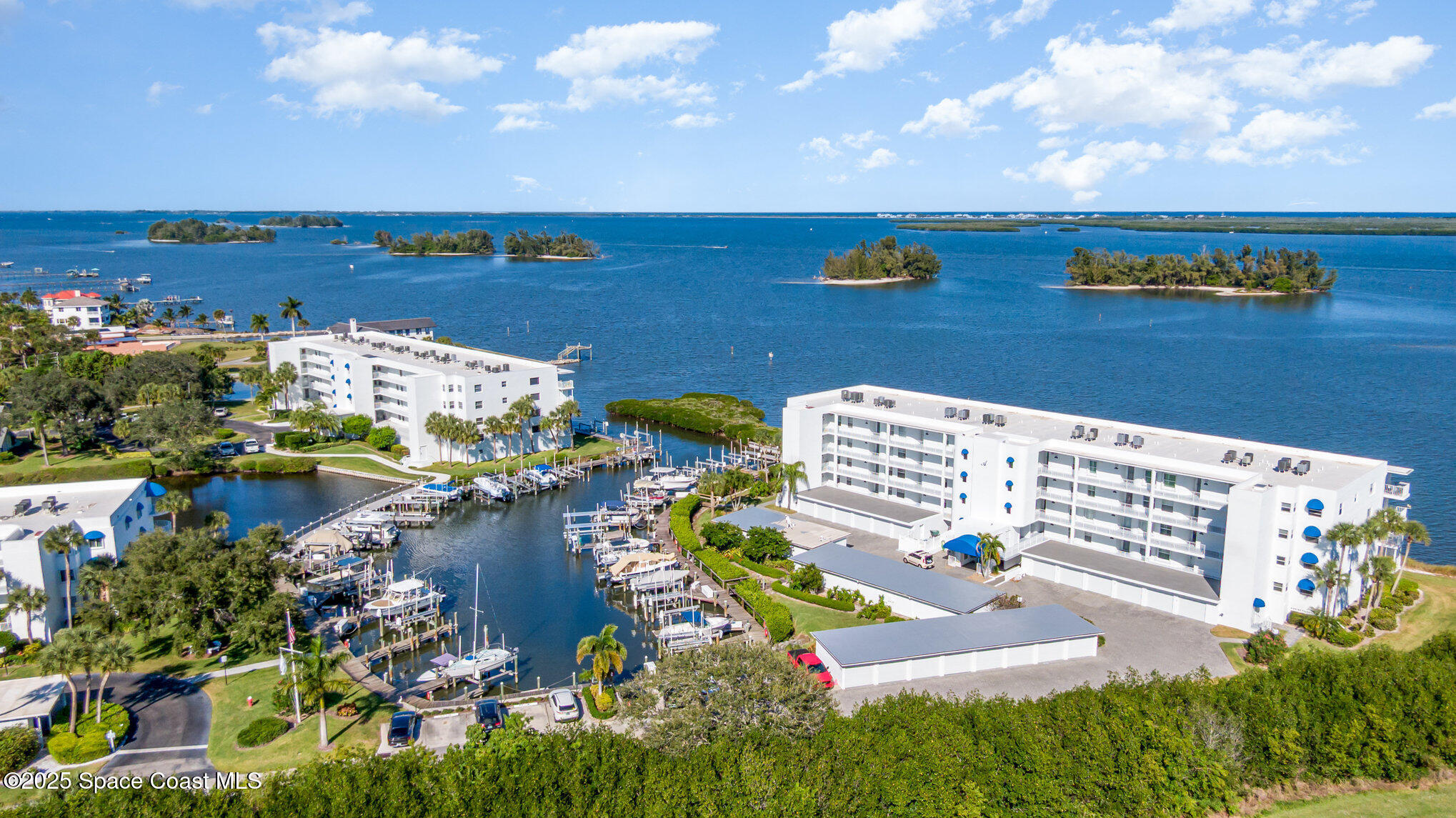 6029 N River Run Drive