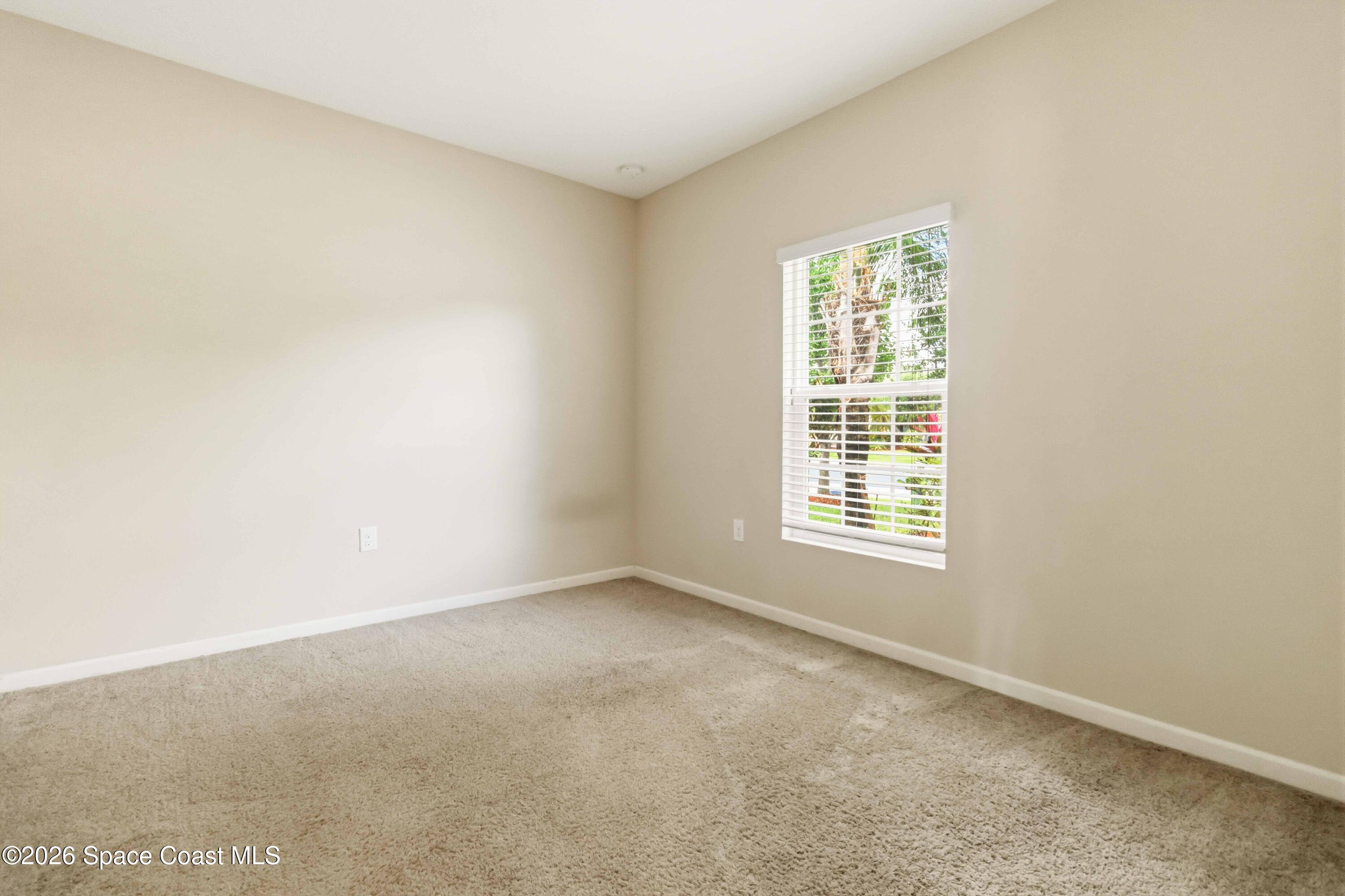 577 Trymore Drive SE