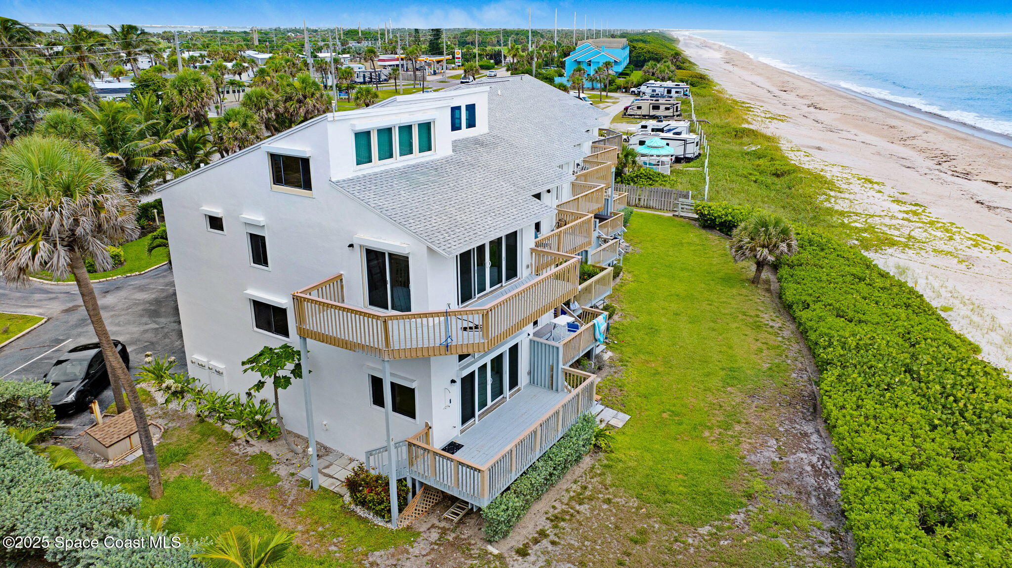 2711 S Highway A1a