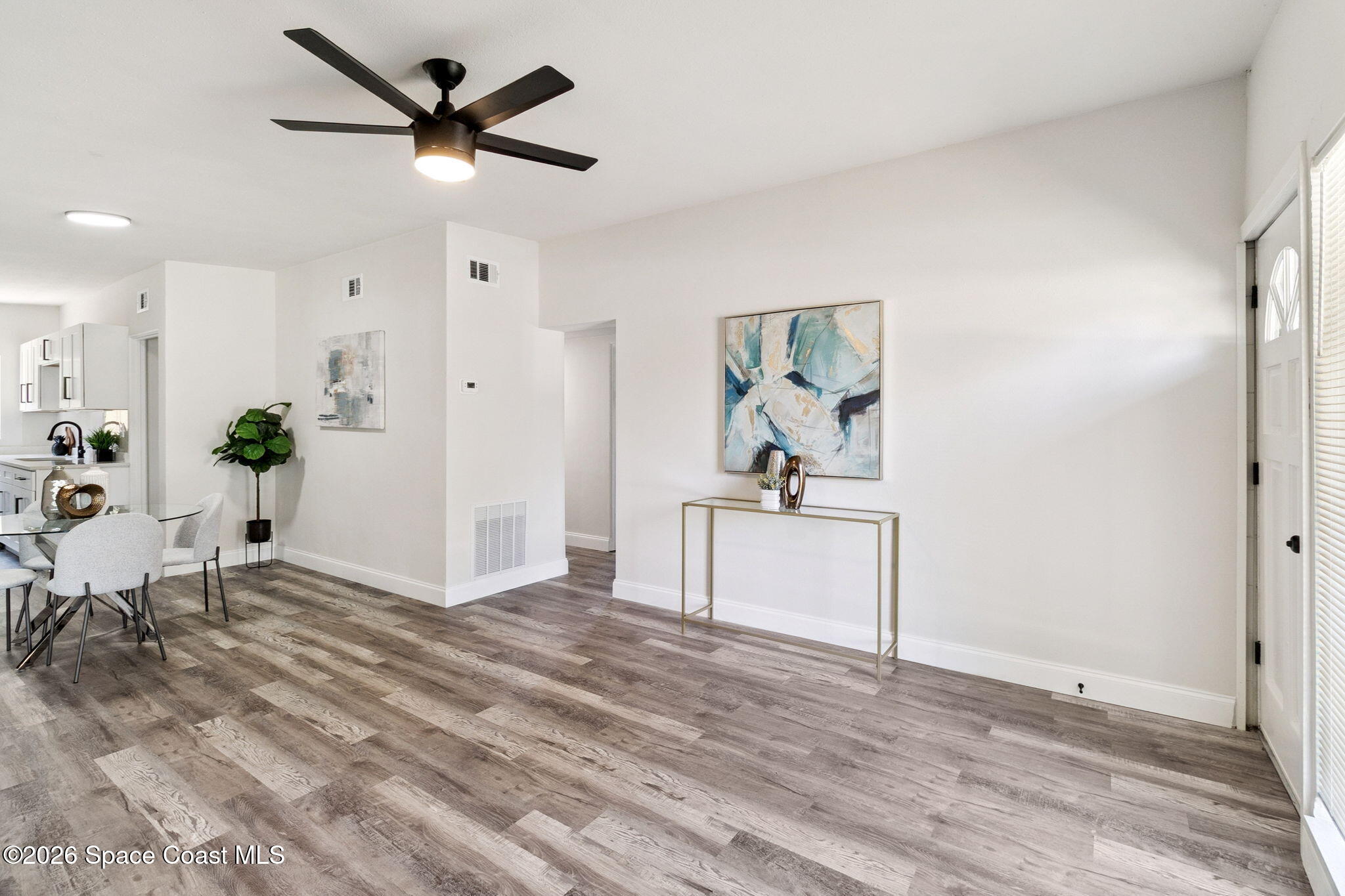 1465 Hillcrest Drive