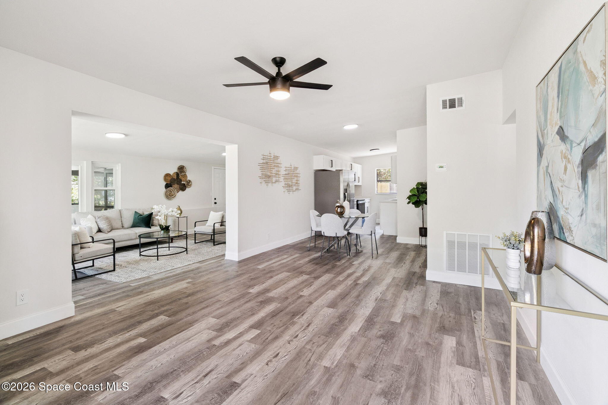 1465 Hillcrest Drive