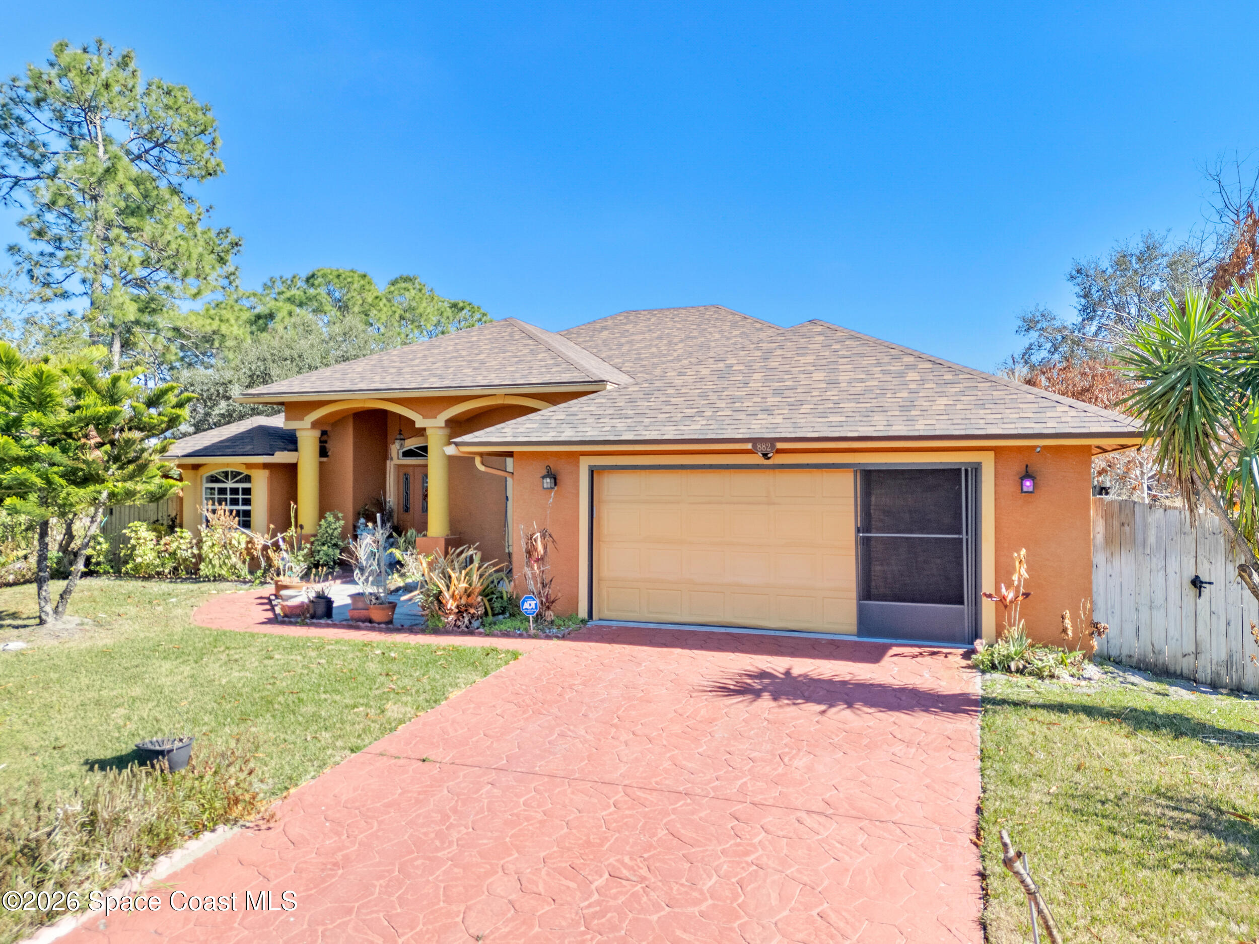 882 Palo Alto Street SE