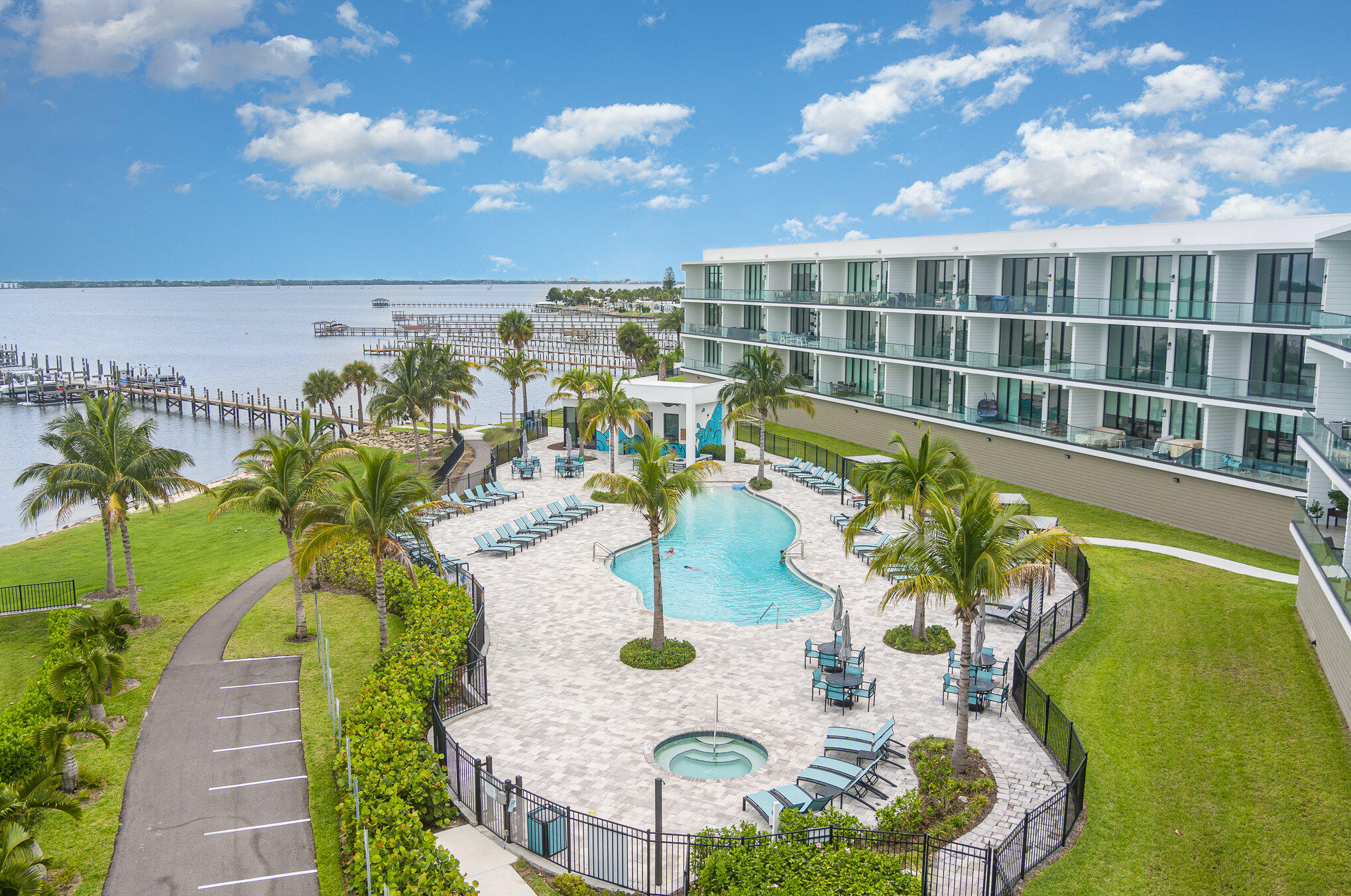 205 Strand Drive 401
