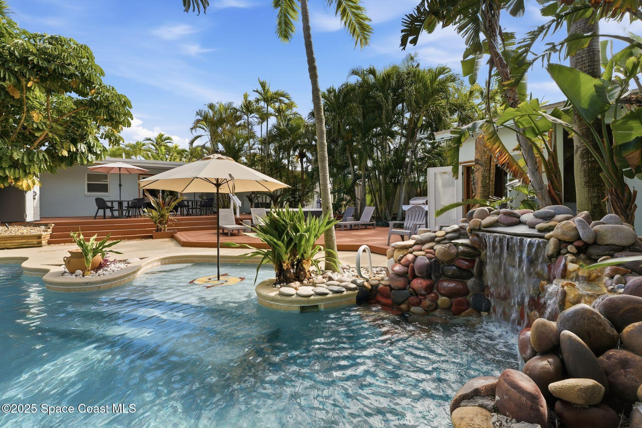 930 S Atlantic Avenue N