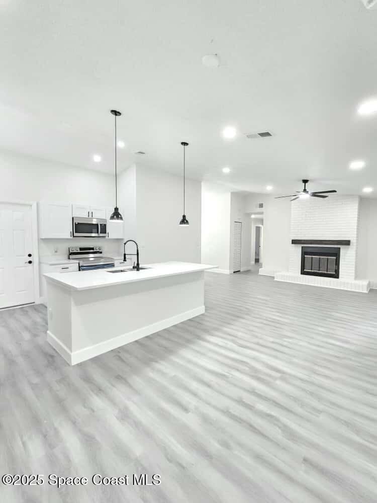 1528 W Powder Horn Rd Road