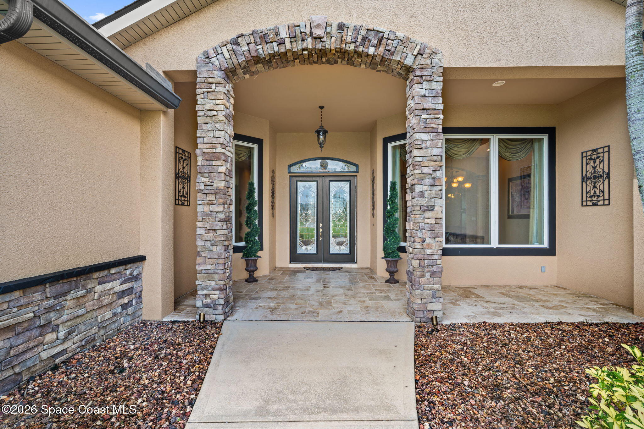 1275 Tuckaway Drive