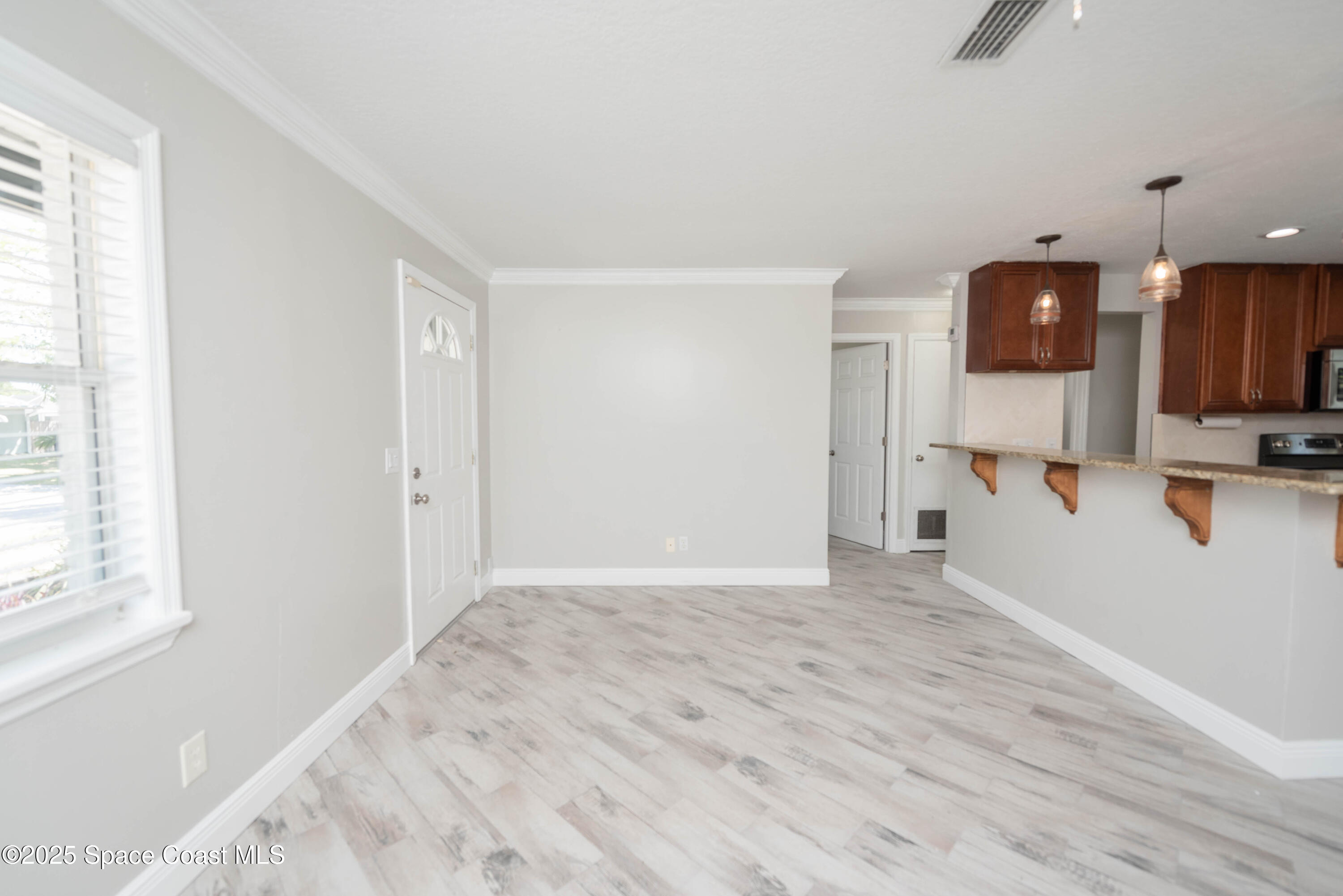 2121 Cindy Circle