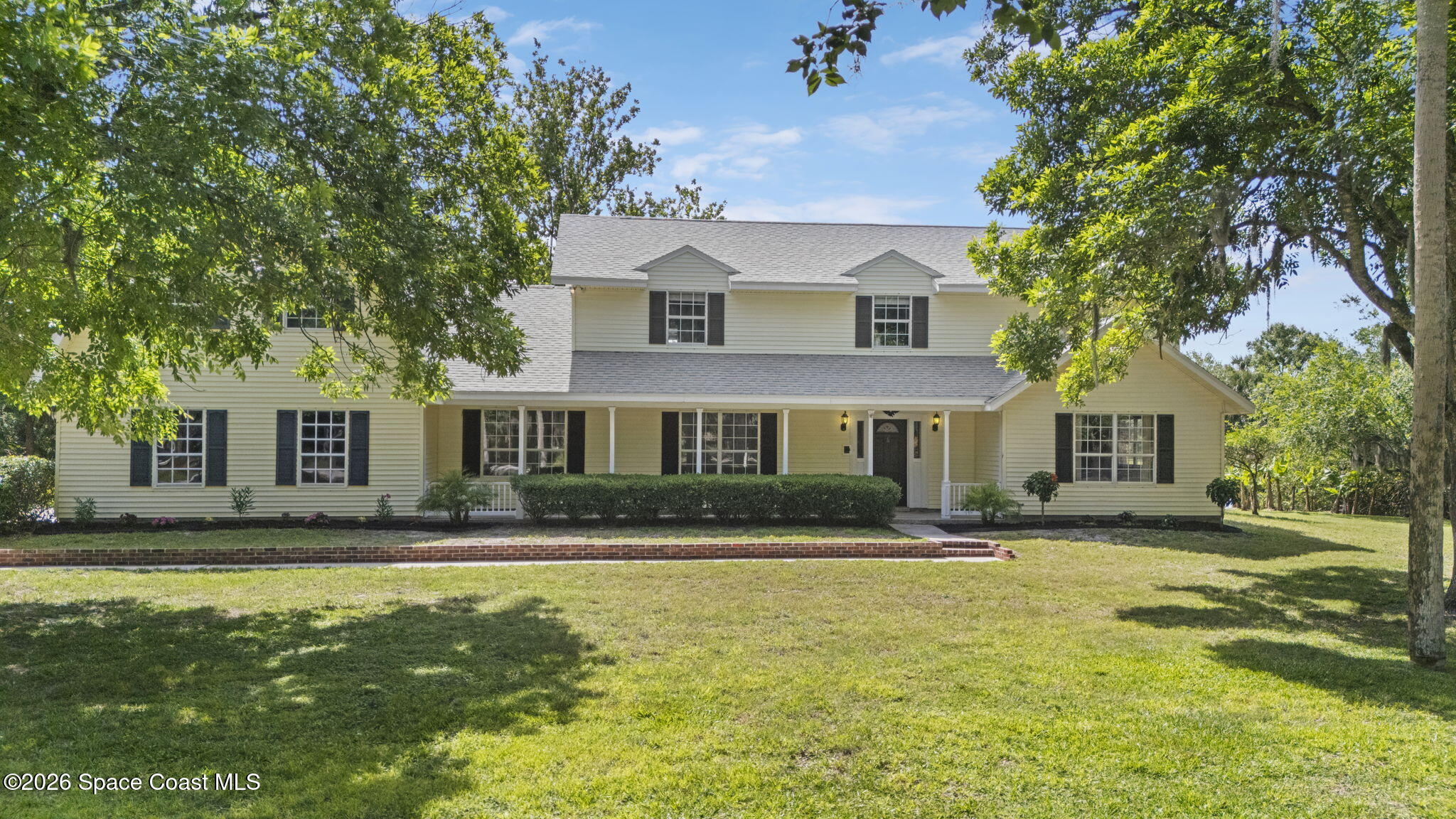 945 Bluegrass Lane