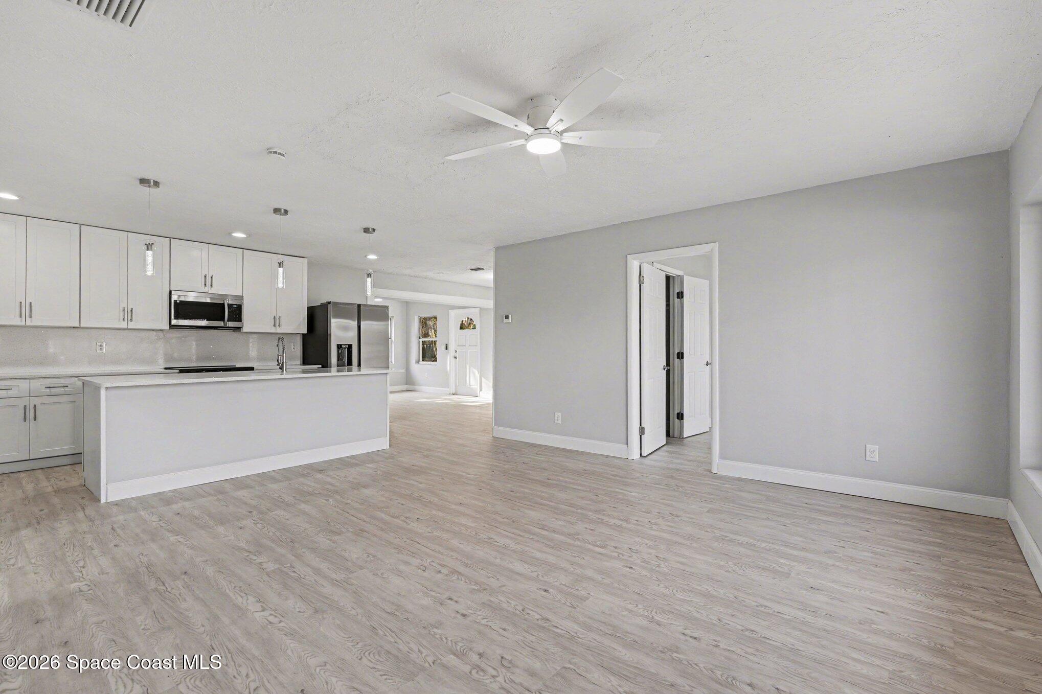 2415 S Fairway Drive