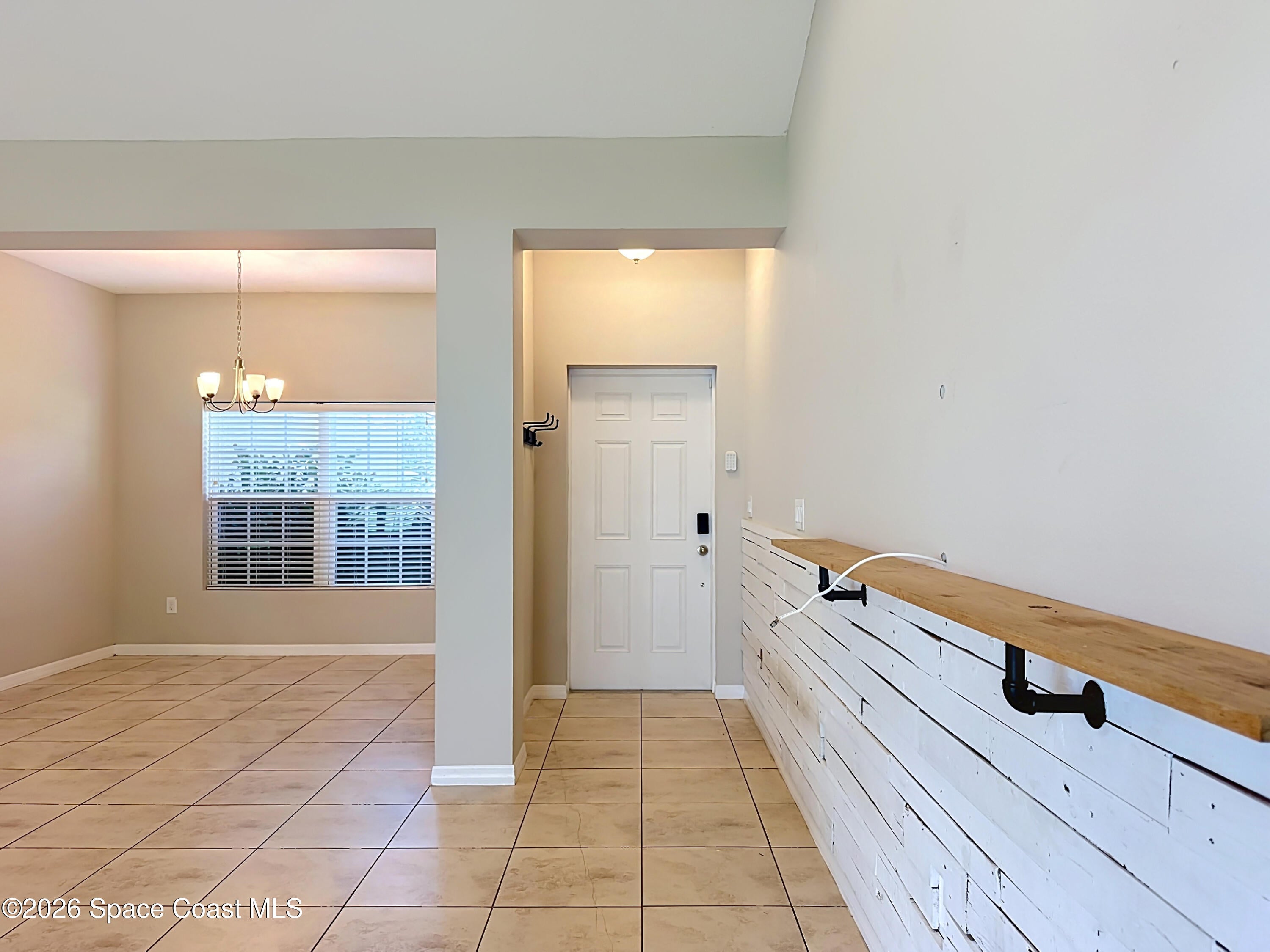 3238 Zoratoa Avenue