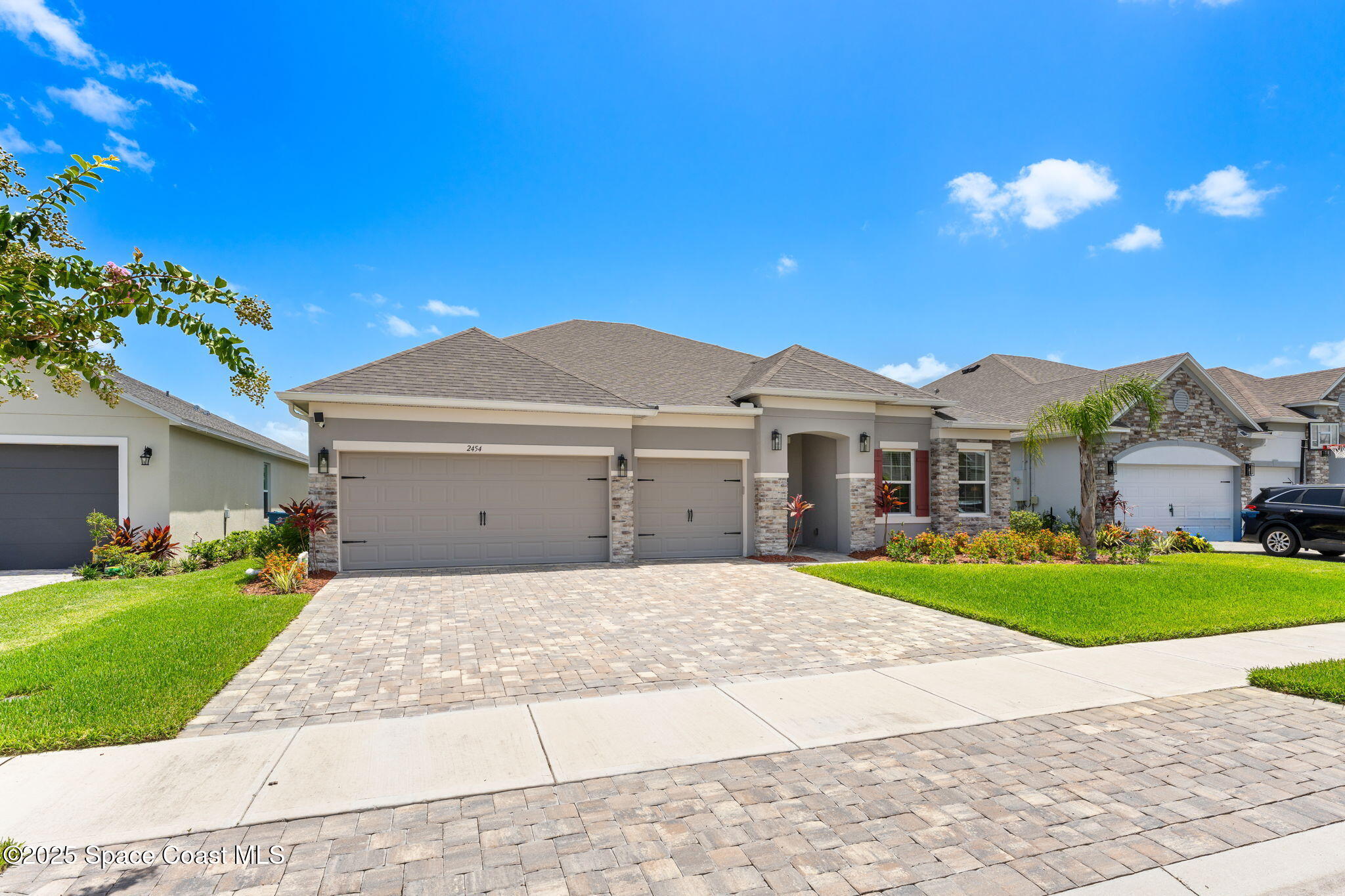2454 Middlebury Drive
