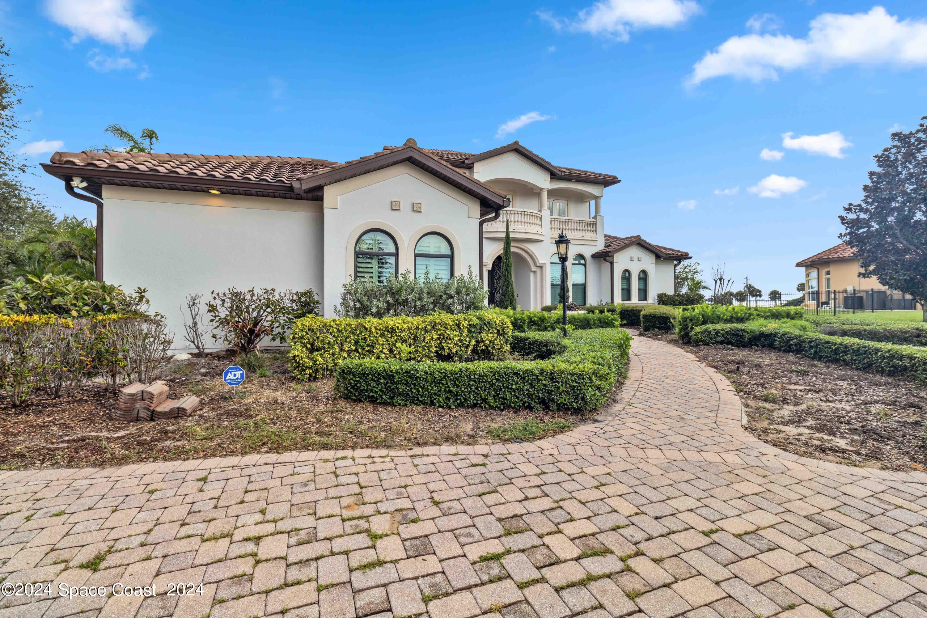 4781 Honeyridge Lane