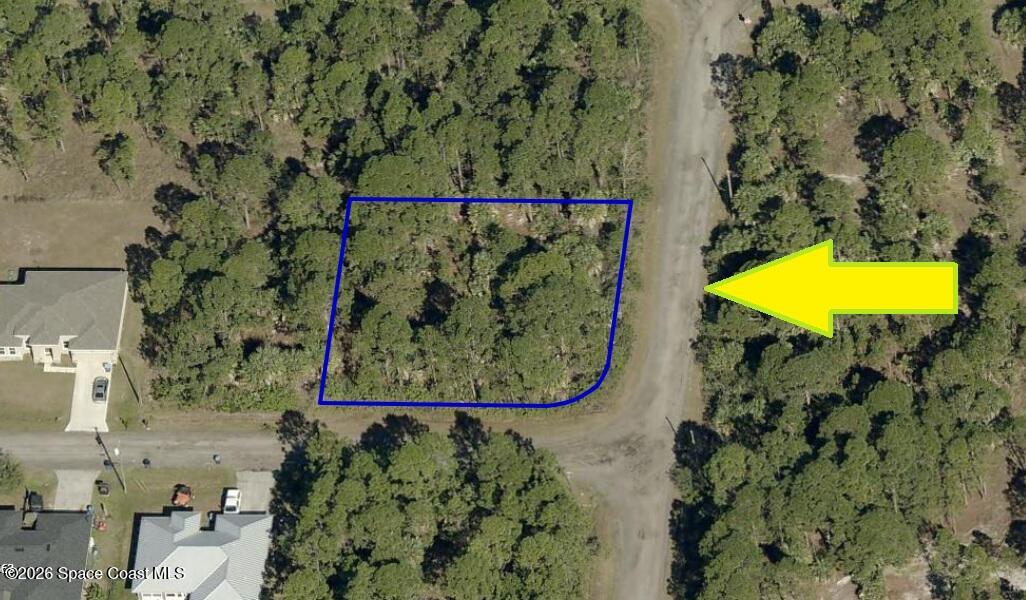 705 Kingfisher Street SW