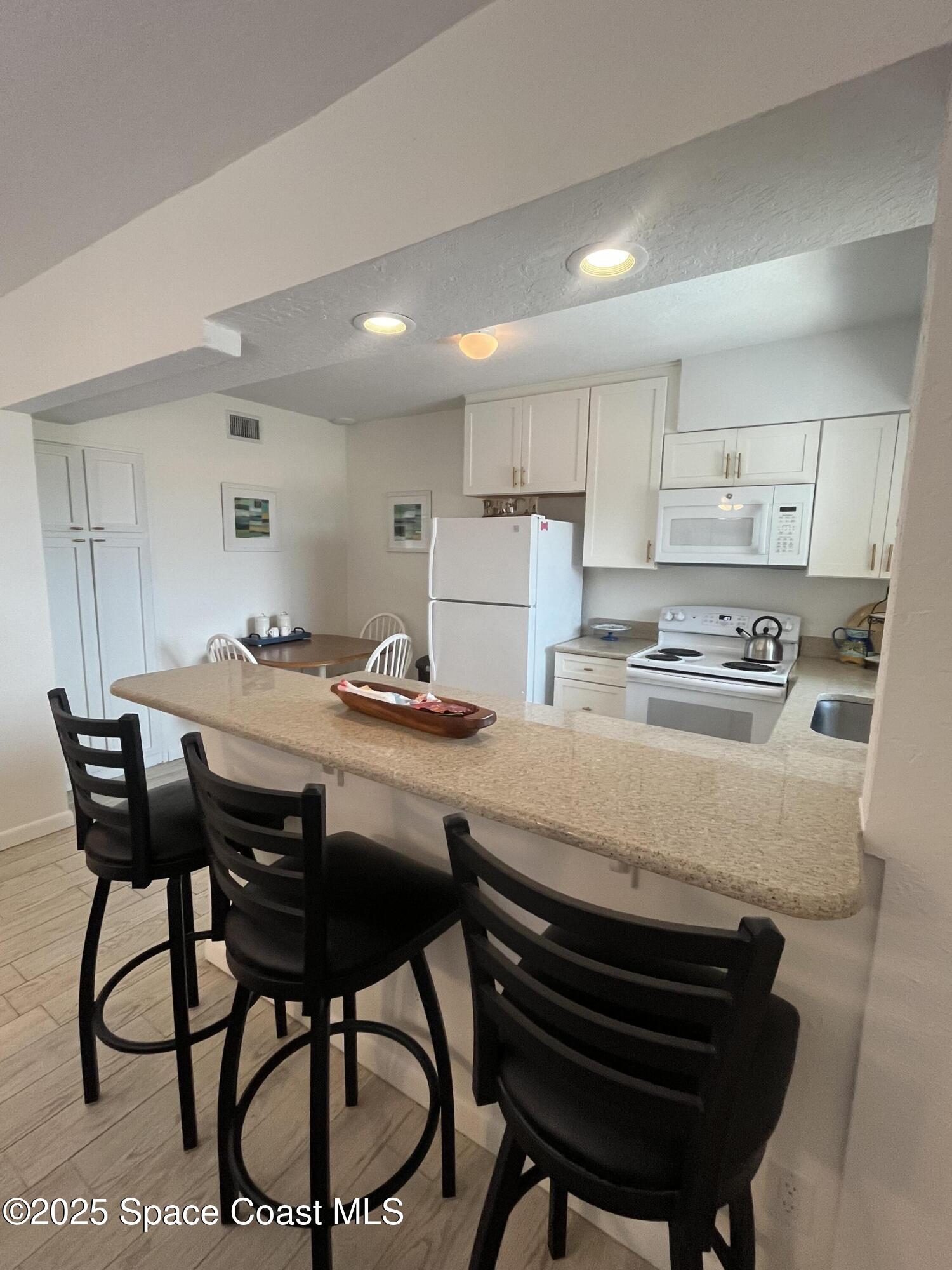 22 Tulip Avenue 318