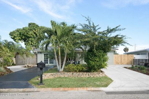 Photo of 833 Chickasaw Avenue, Melbourne, FL 32935 (MLS # 1063973)