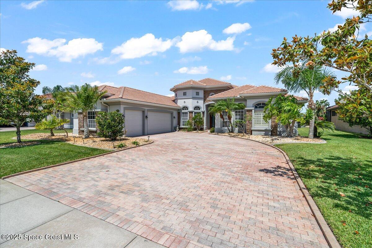 6756 Arroyo Drive