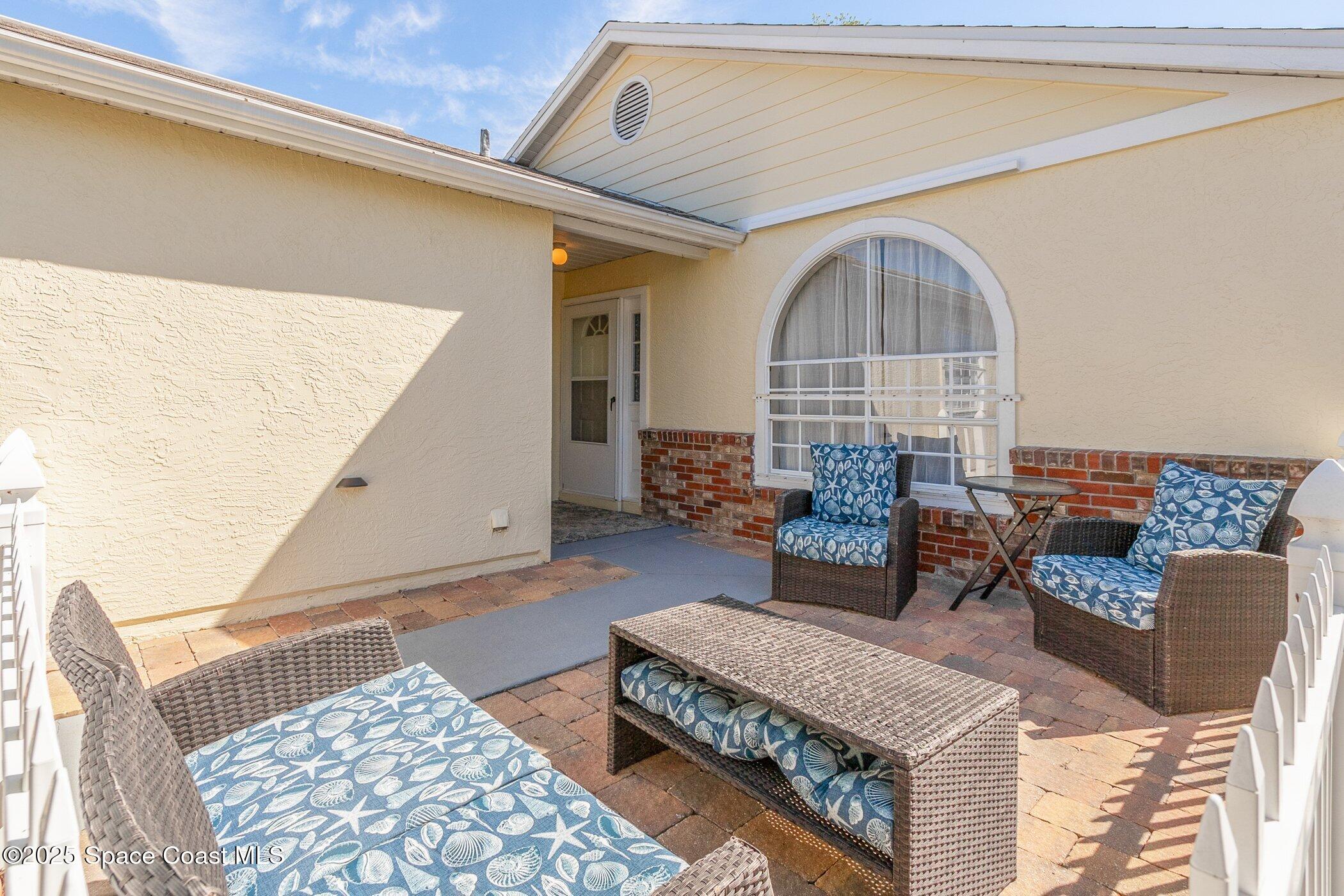 4133 Green Oak Drive