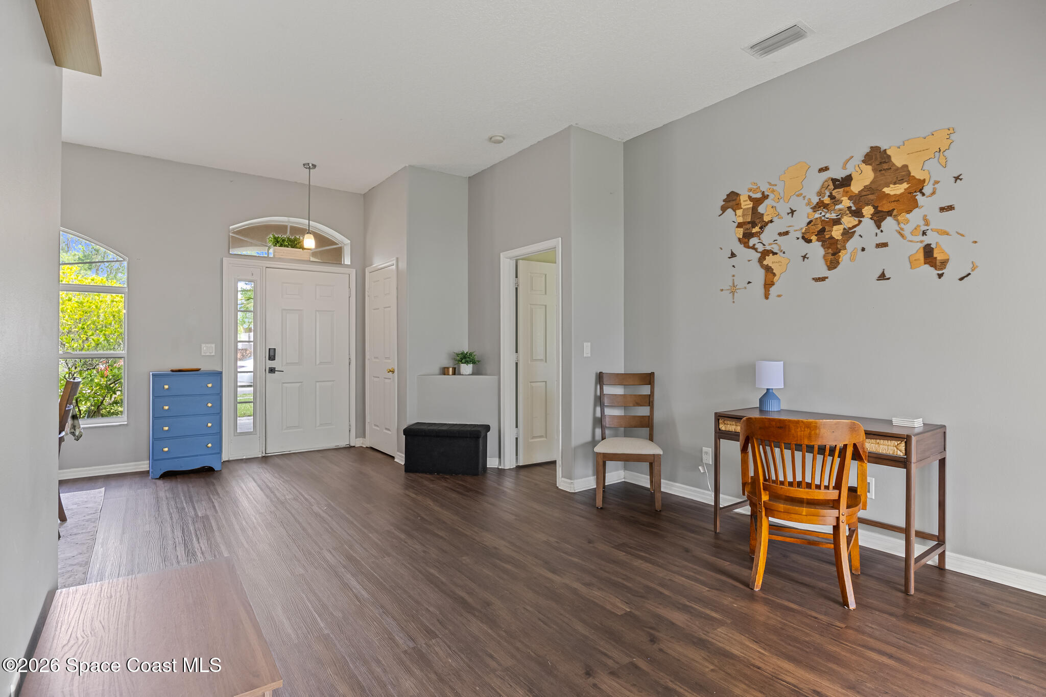 2425 Tuscarora Court