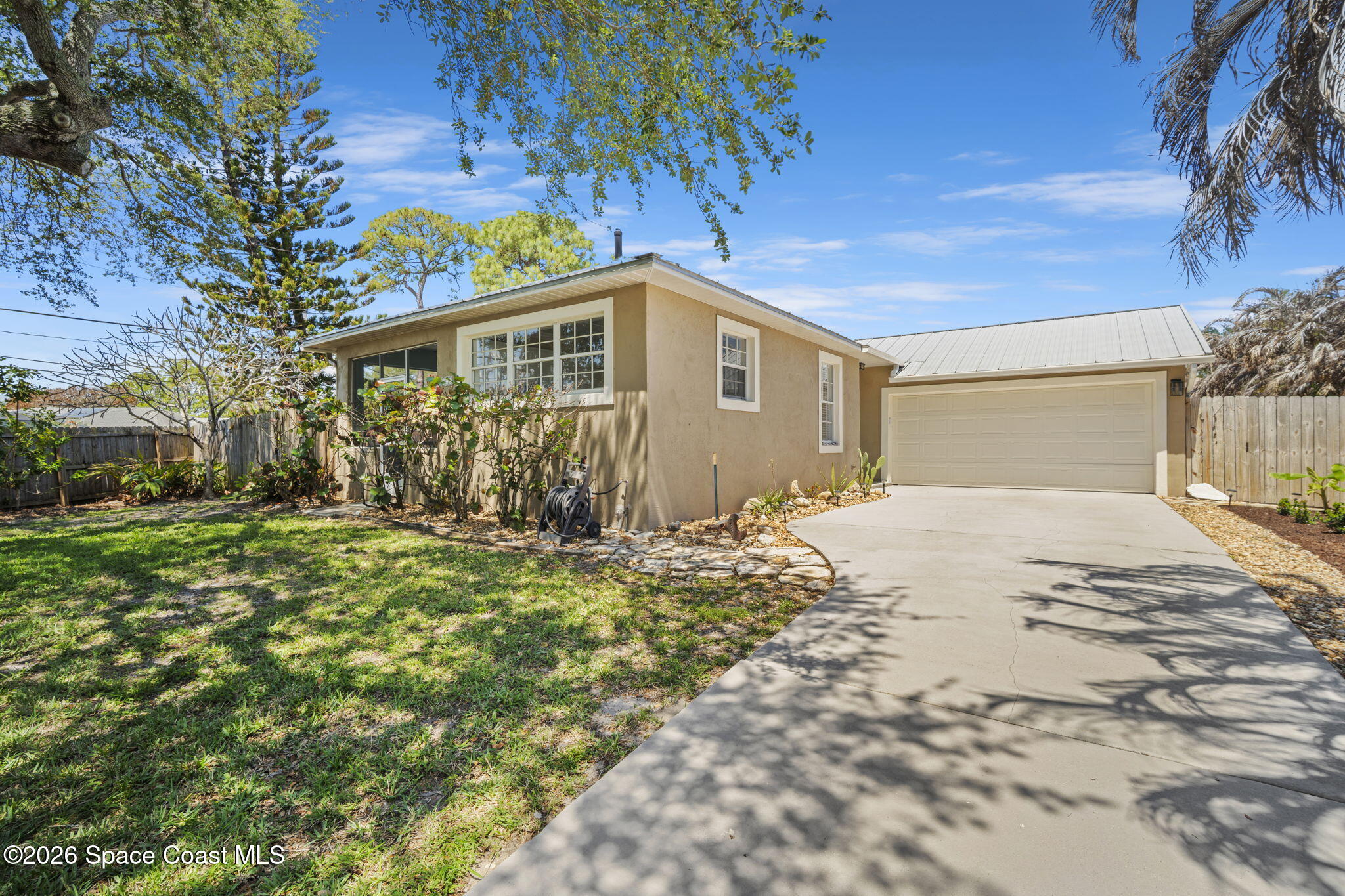 120 Country Woods Place