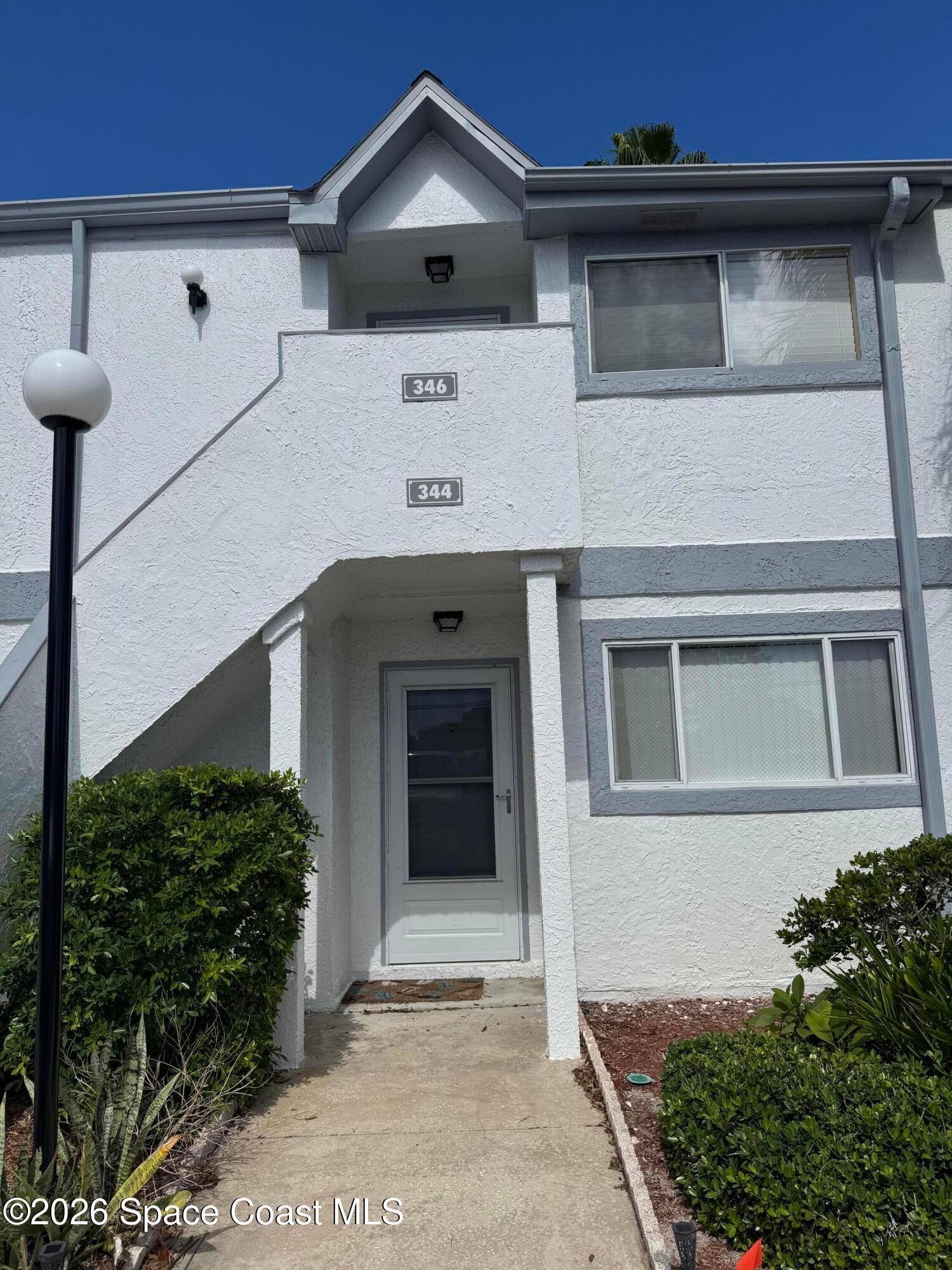 346 Beach Park Lane V136