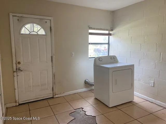 Mims, Florida 32754, United States, 3 Bedrooms Bedrooms, ,2 BathroomsBathrooms,Residential,Active,82409