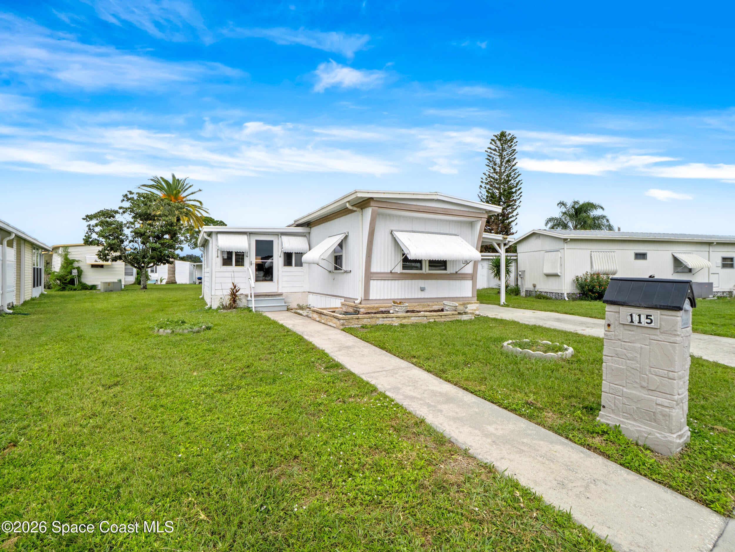 115 Holiday Park Boulevard NE