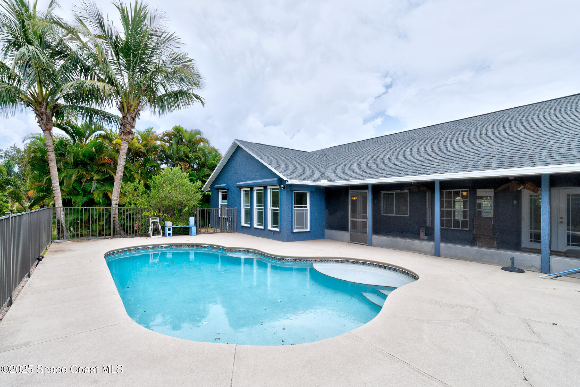 115 Larchmont Terrace
