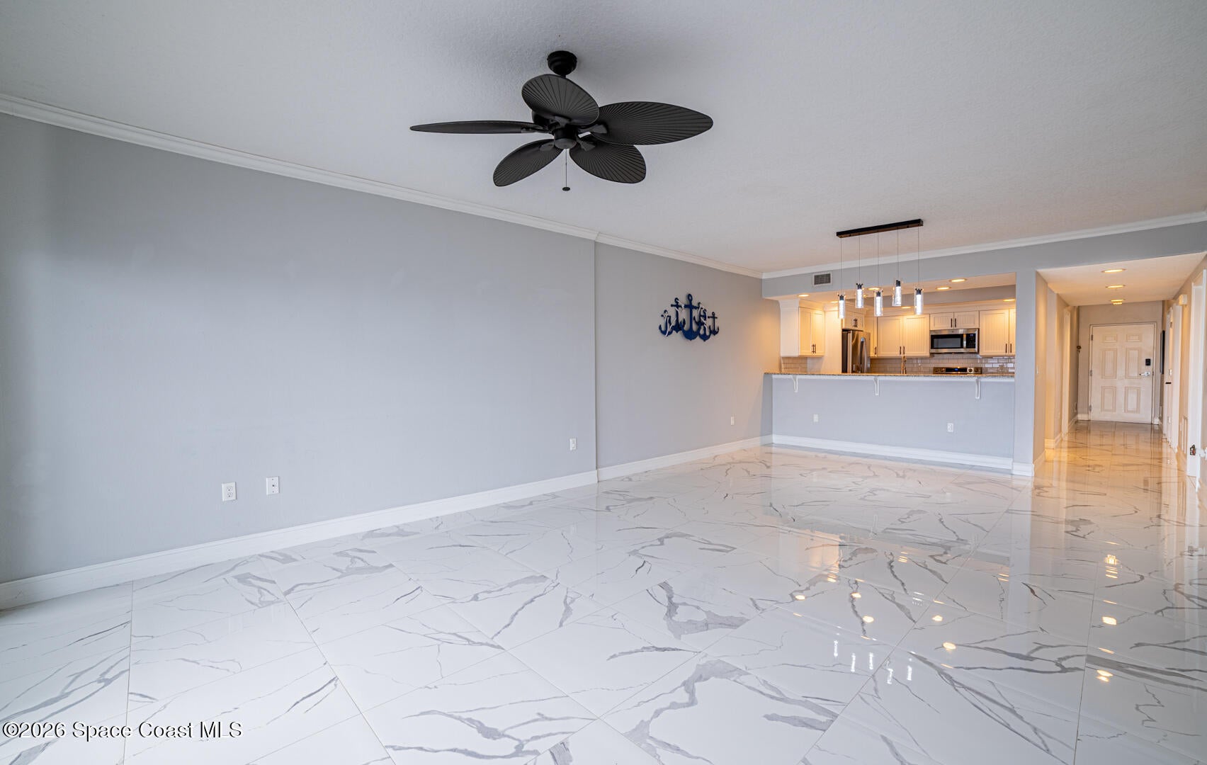1805 Riverside Drive 302