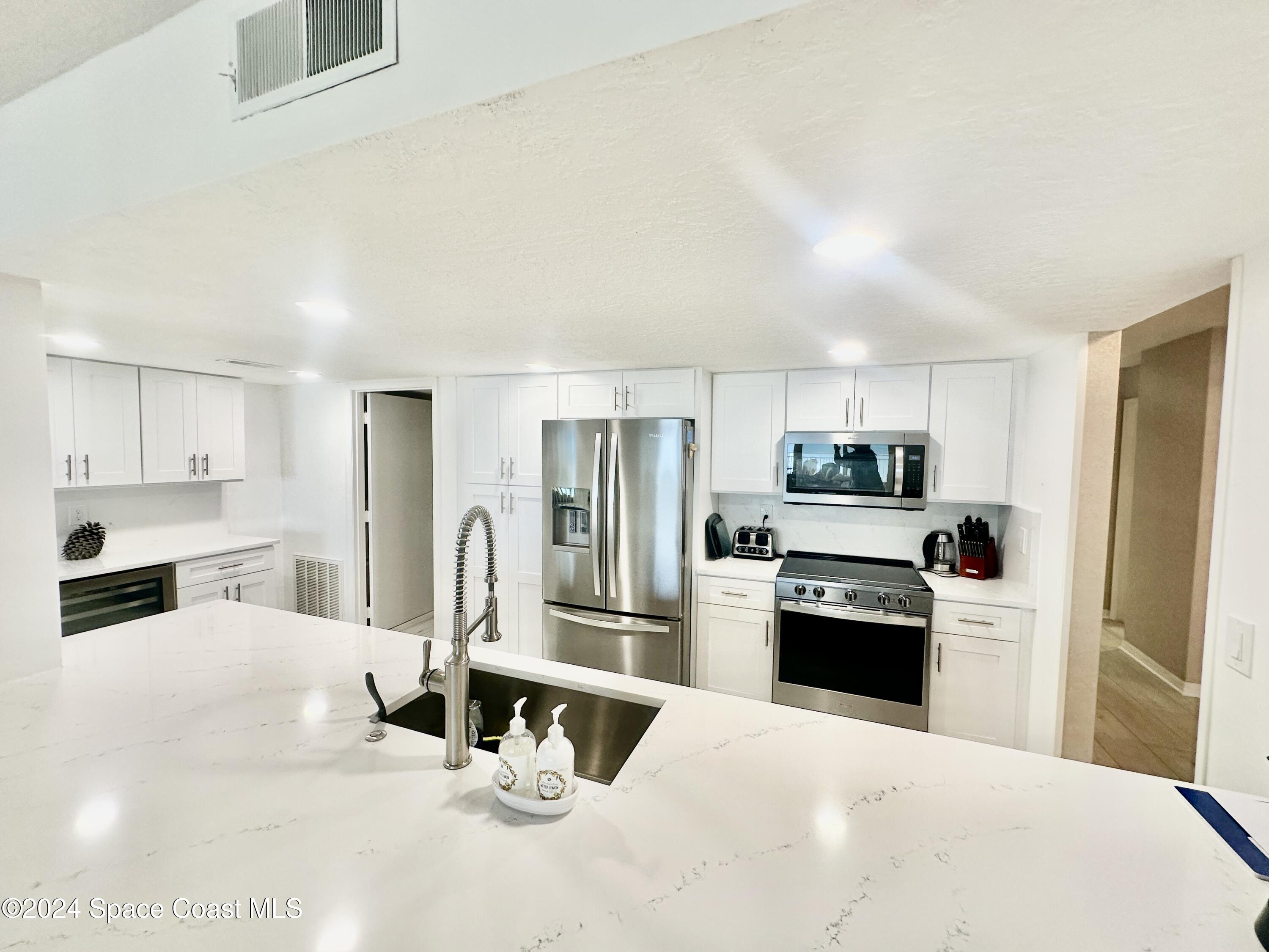 6770 Ridgewood Avenue 1103