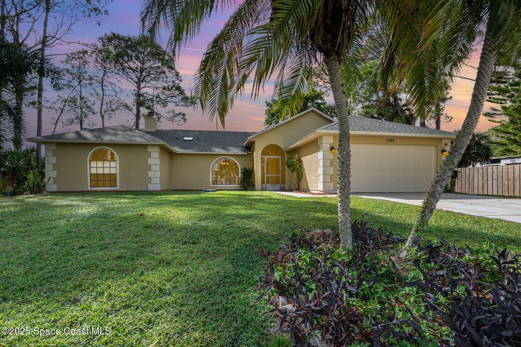 Photo of 1380 Lamplighter Drive NW, Palm Bay, FL 32907 (MLS # 1059320)