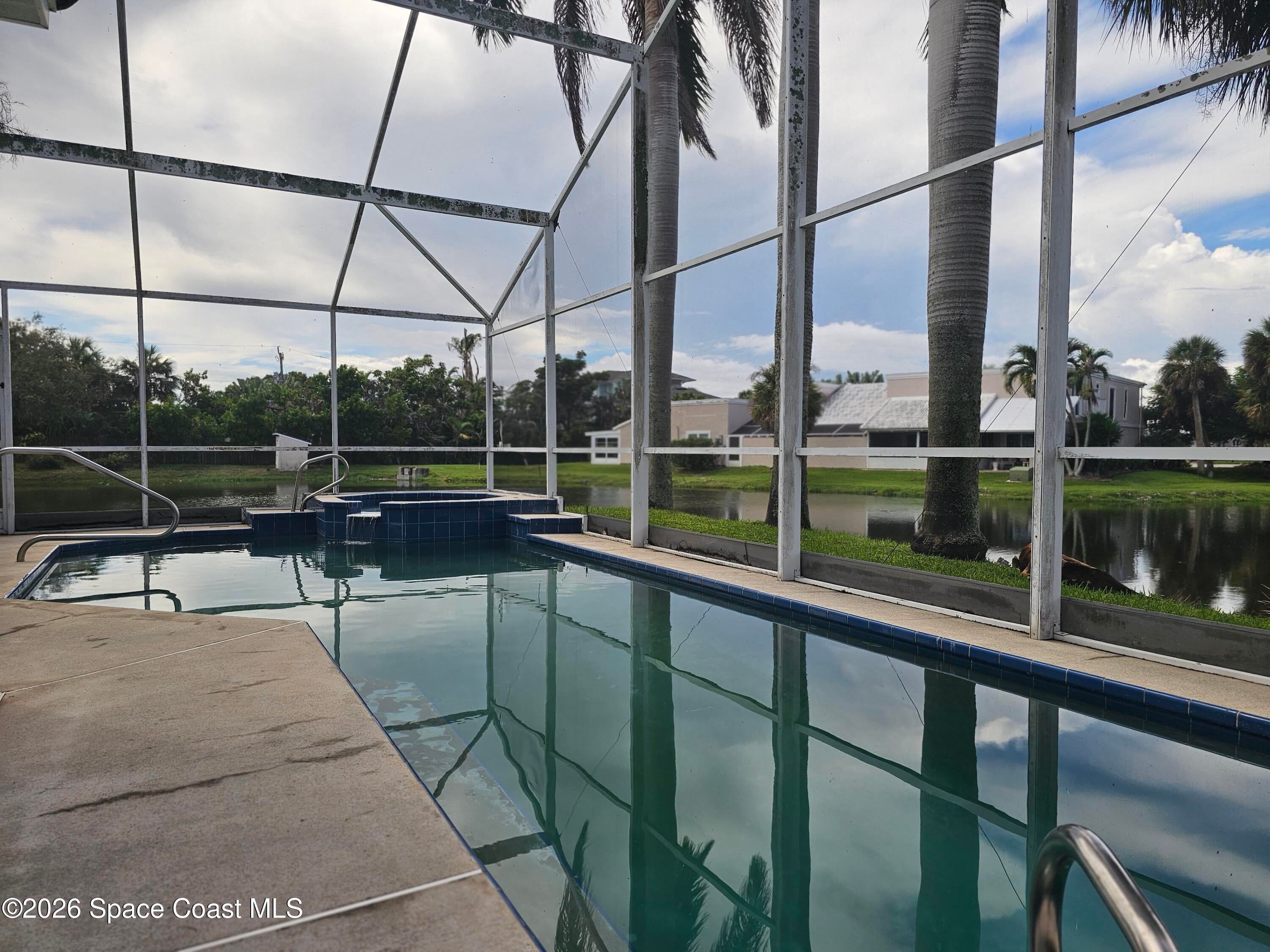 320 Las Olas Drive
