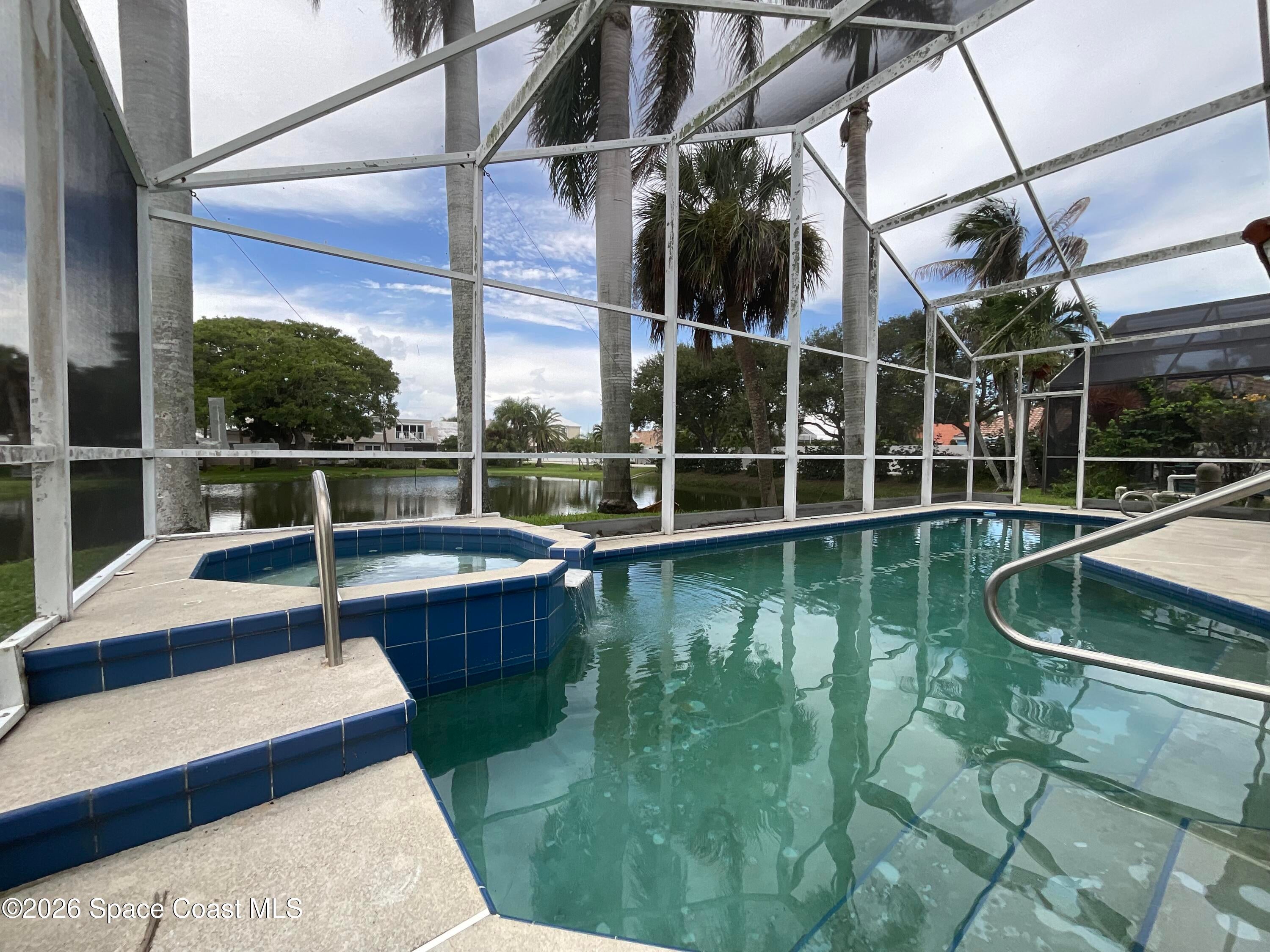 320 Las Olas Drive