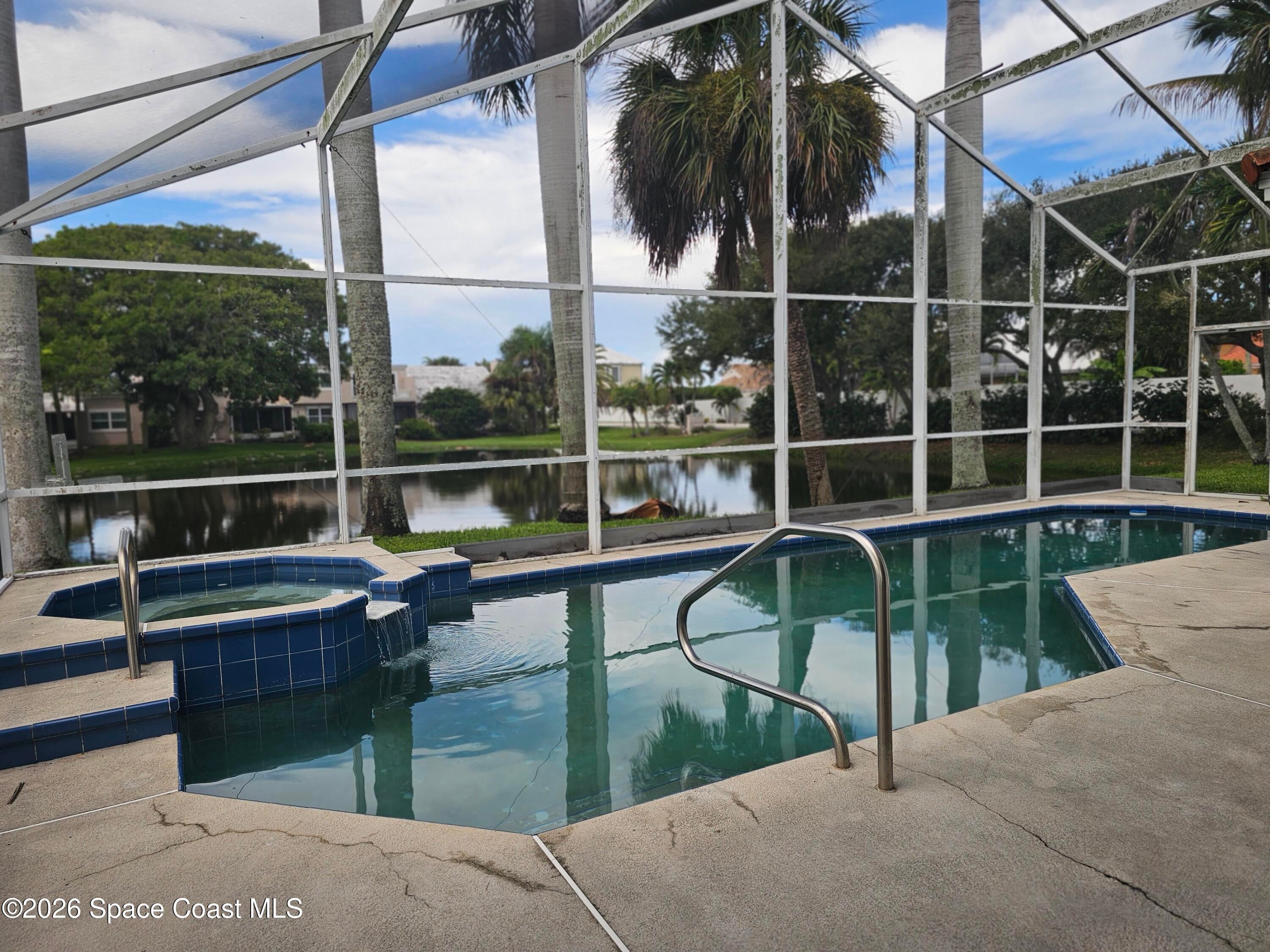 320 Las Olas Drive