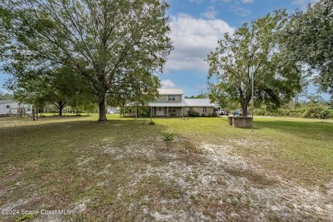 A home in Mims