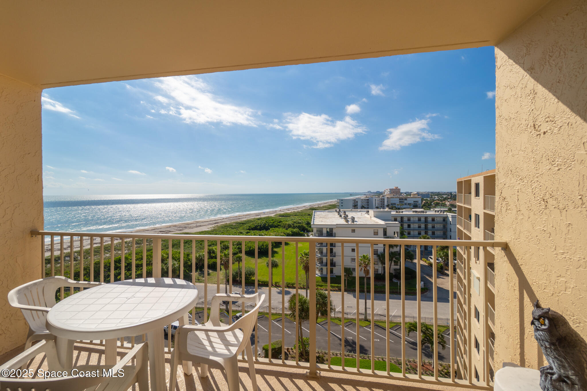 7520 Ridgewood Avenue 906