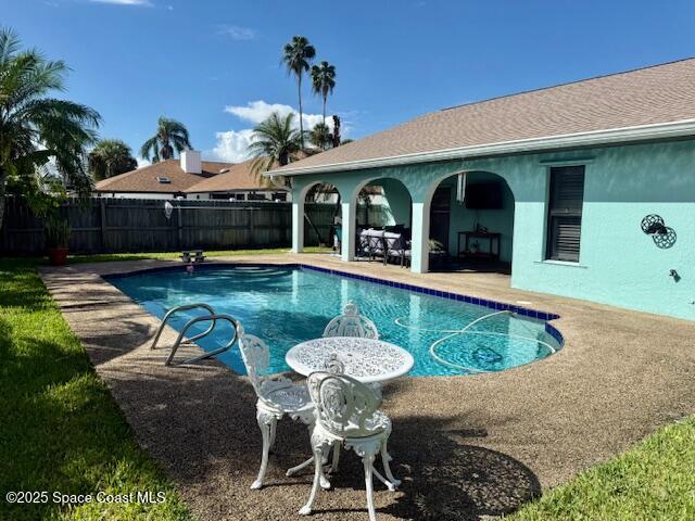 502 Bay Circle