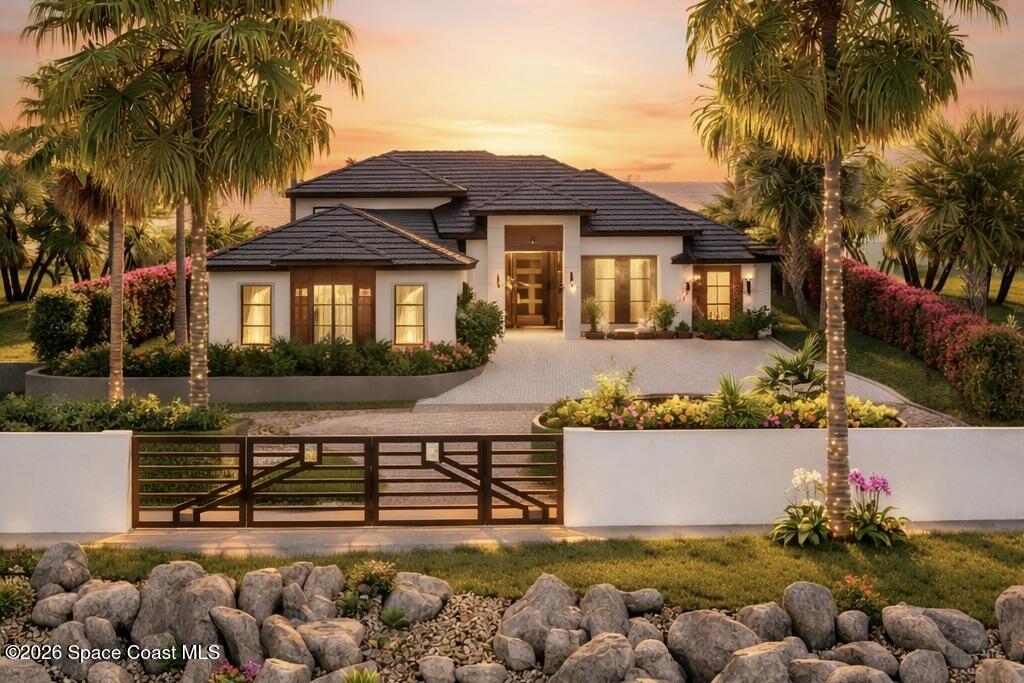 11150 S Tropical Trail