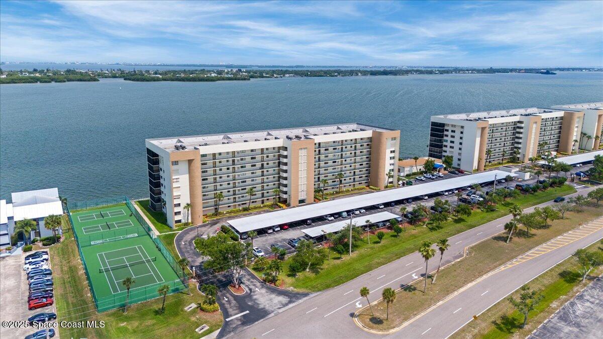 200 S Sykes Creek Parkway A704