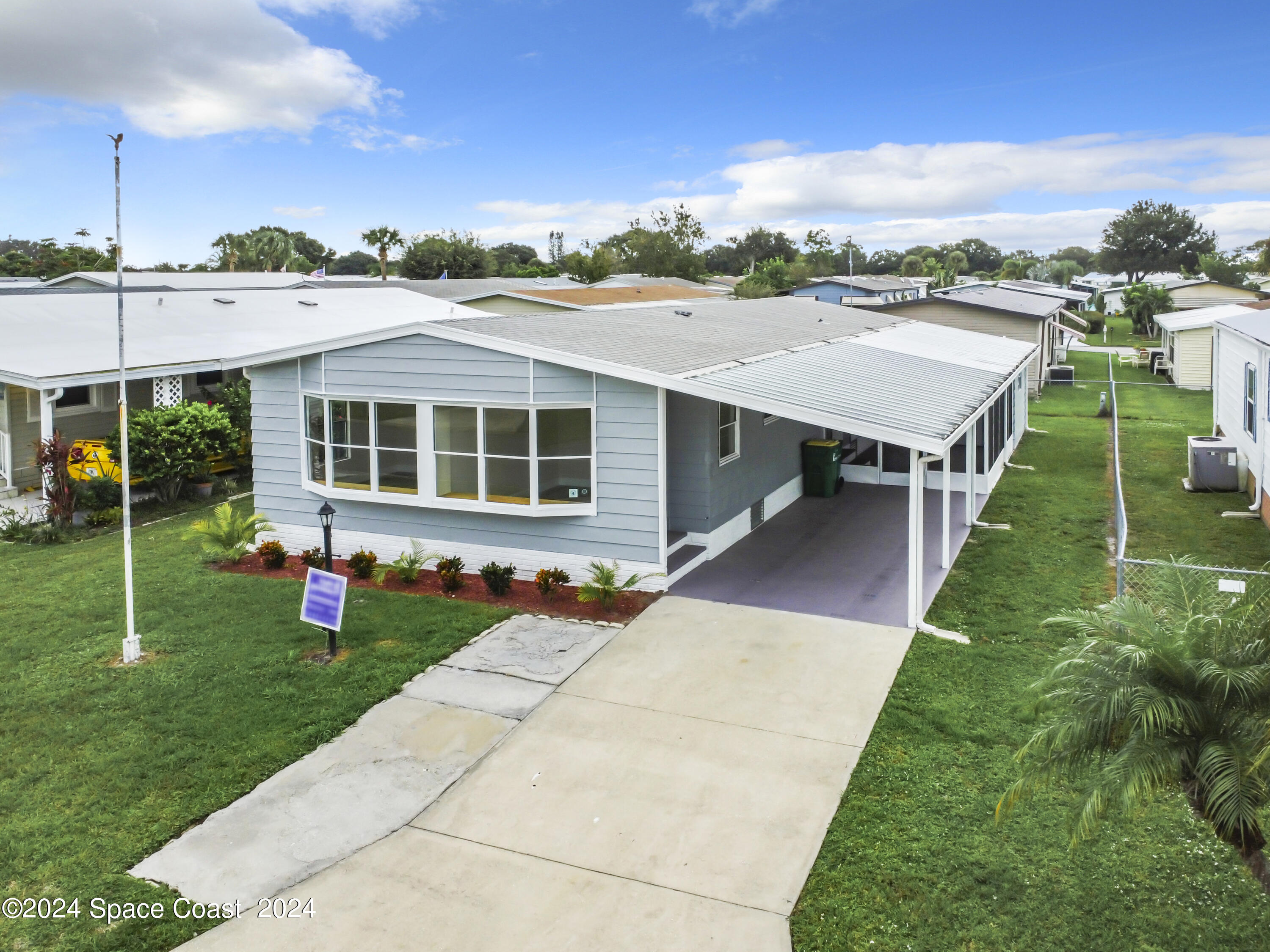 911 Hyacinth Circle