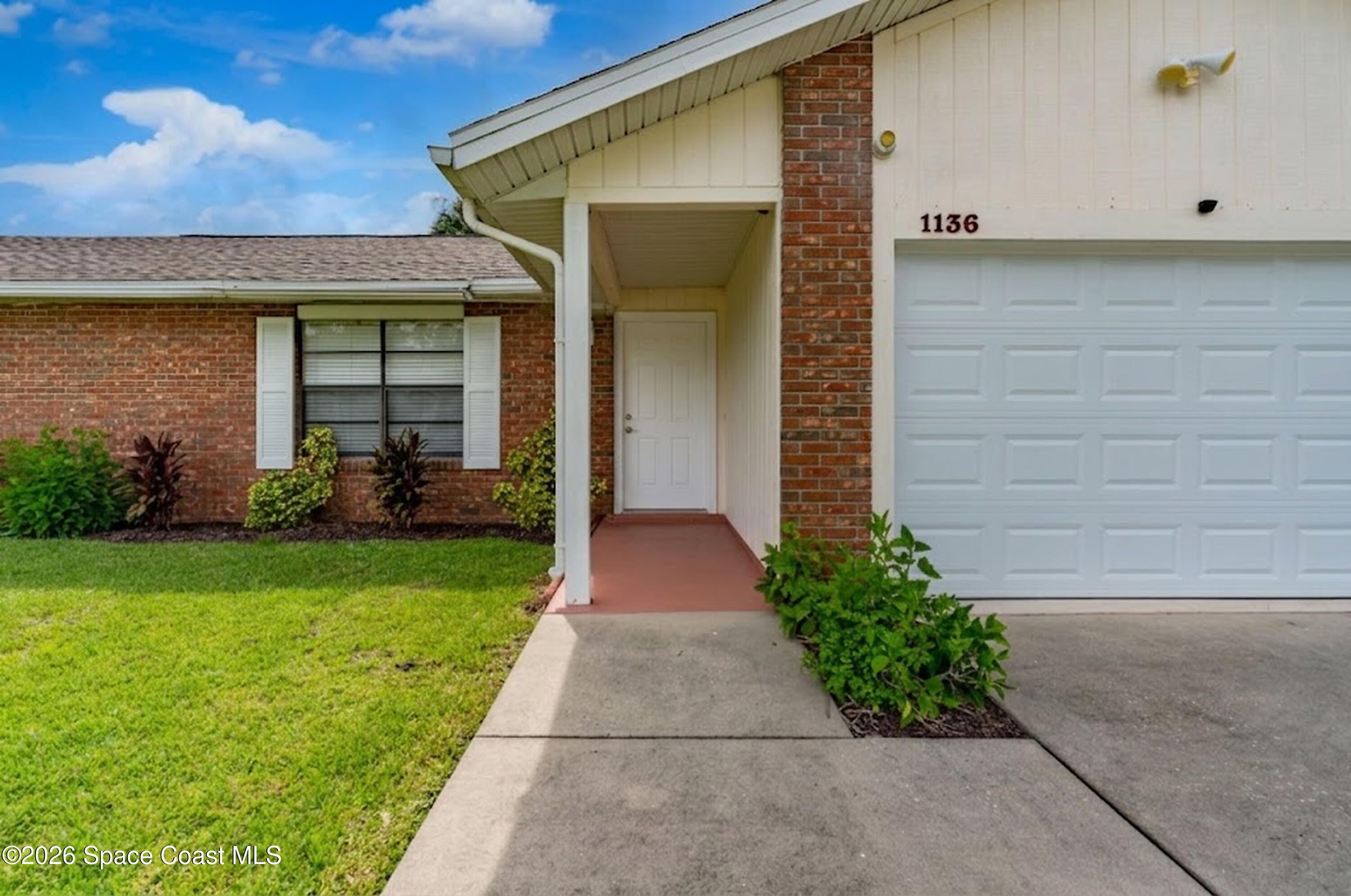 1136 Lamplighter Drive NW
