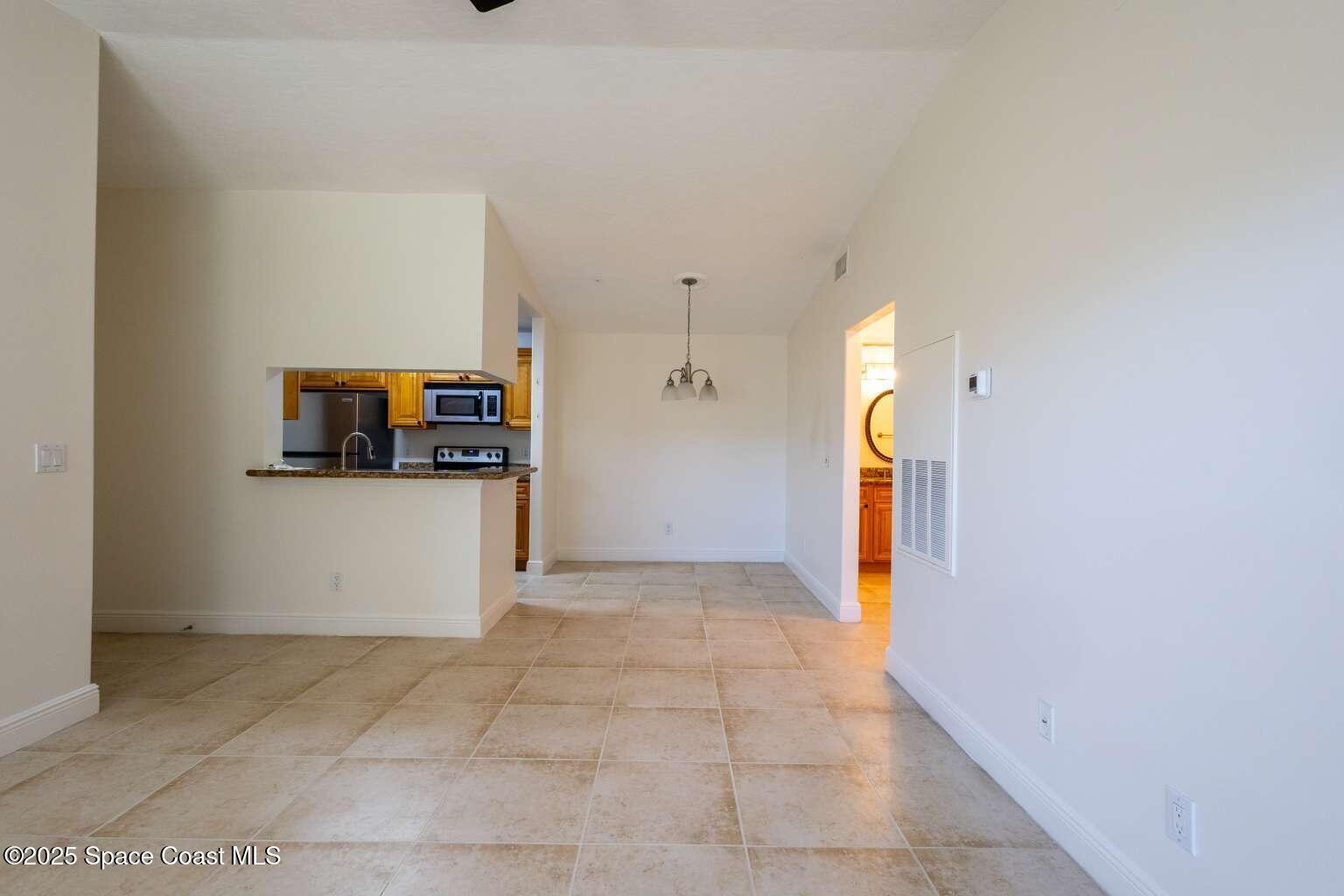 7667 N Wickham Road 822