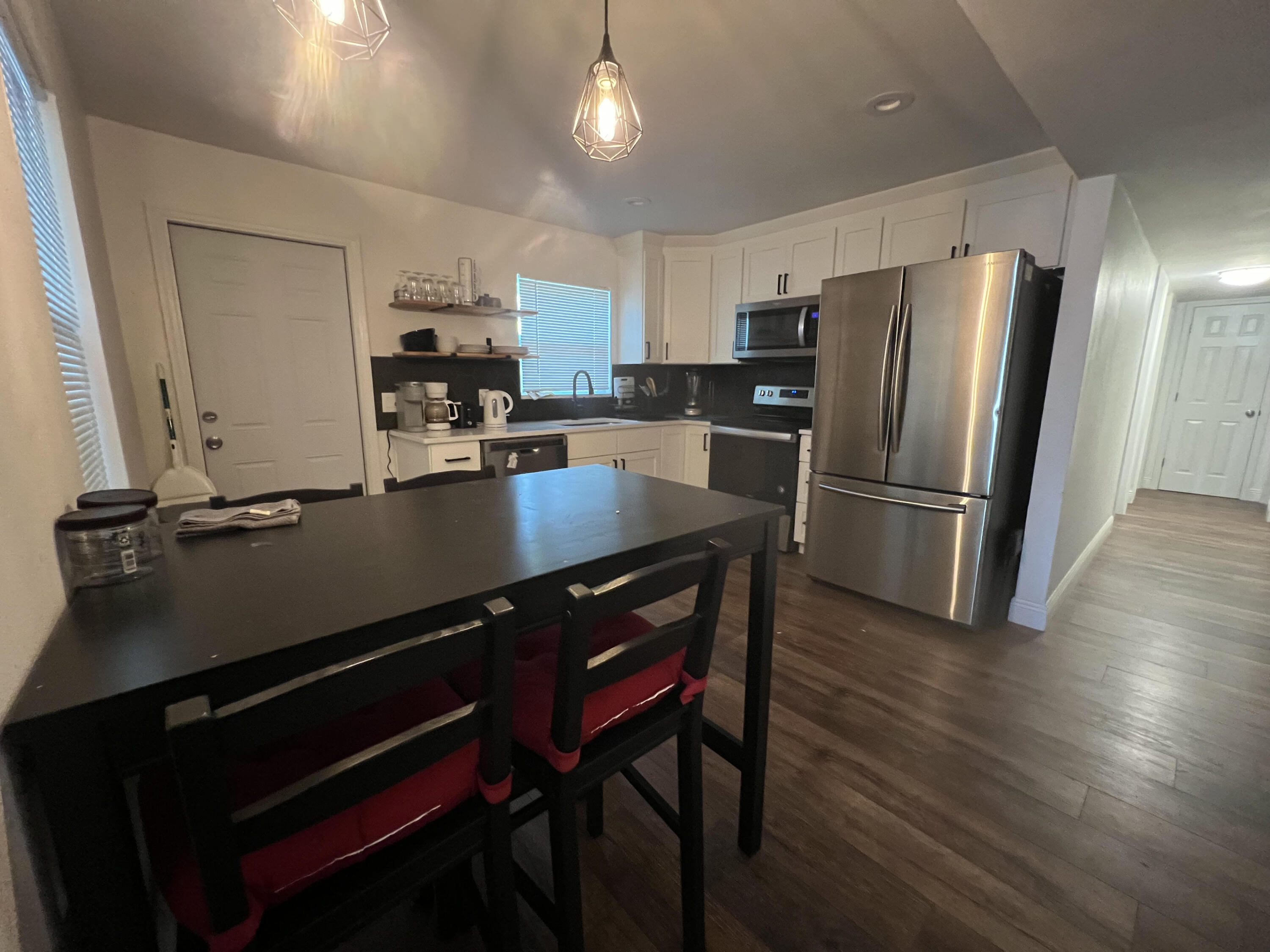 2807 S Vassar Street