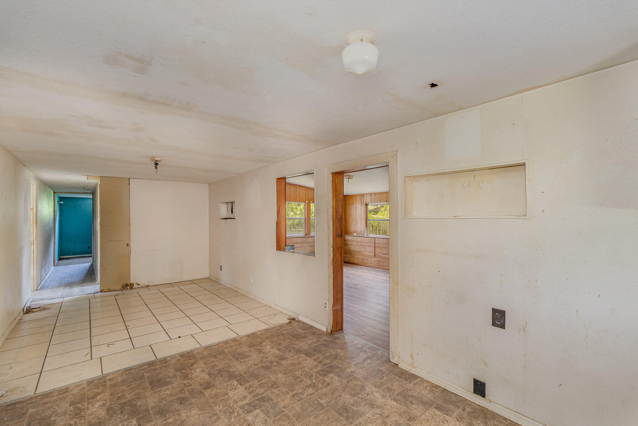 345 Marseilles Drive