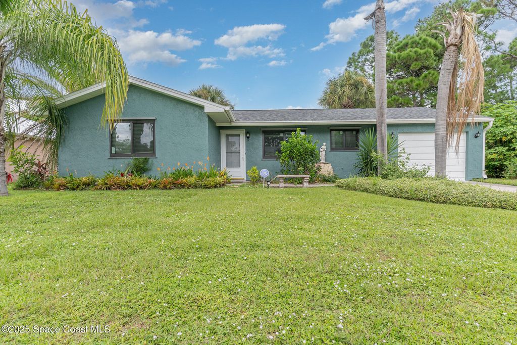 Photo of 170 Chestnut Avenue NE, Palm Bay, FL 32907 (MLS # 1055661)