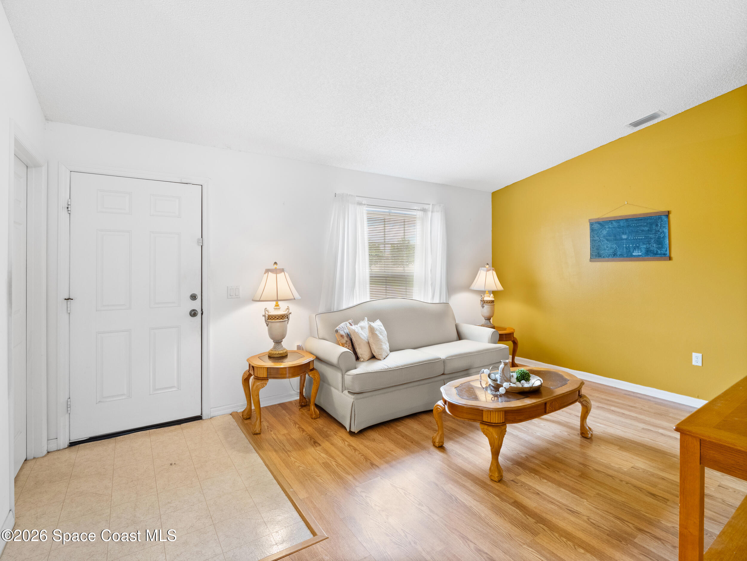 867 Fairhaven Street NE