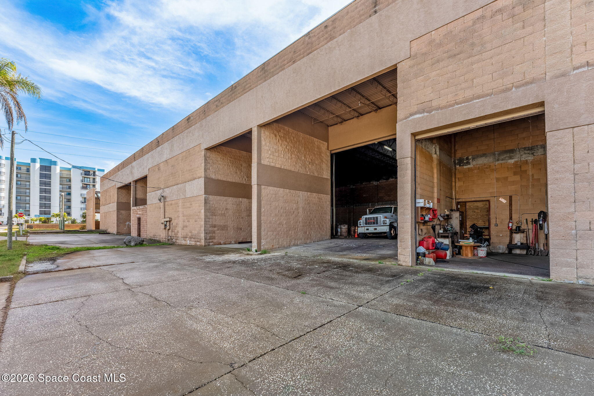 1900 S Atlantic Avenue